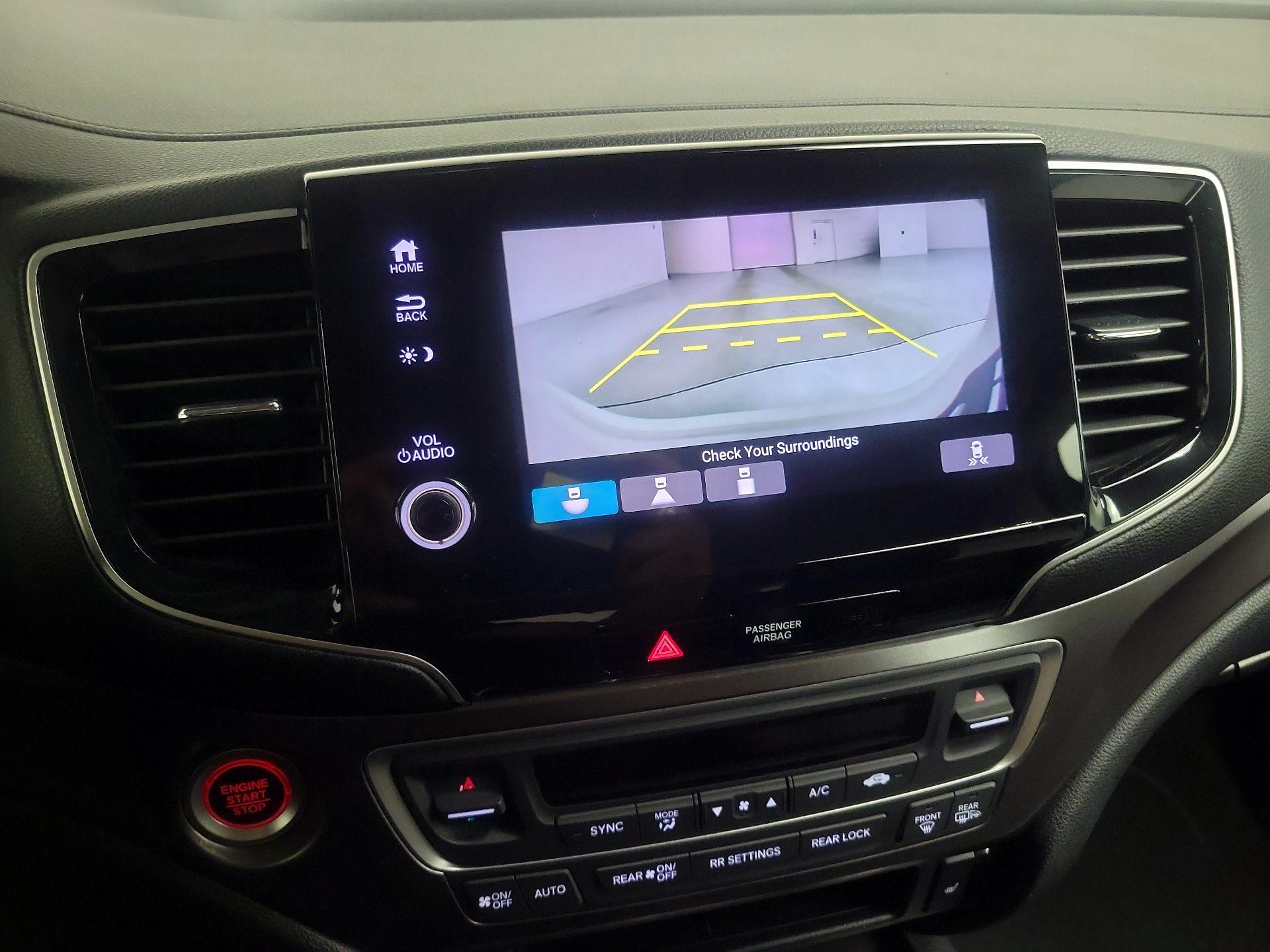Thumbnail: 2019 Honda Pilot - 14
