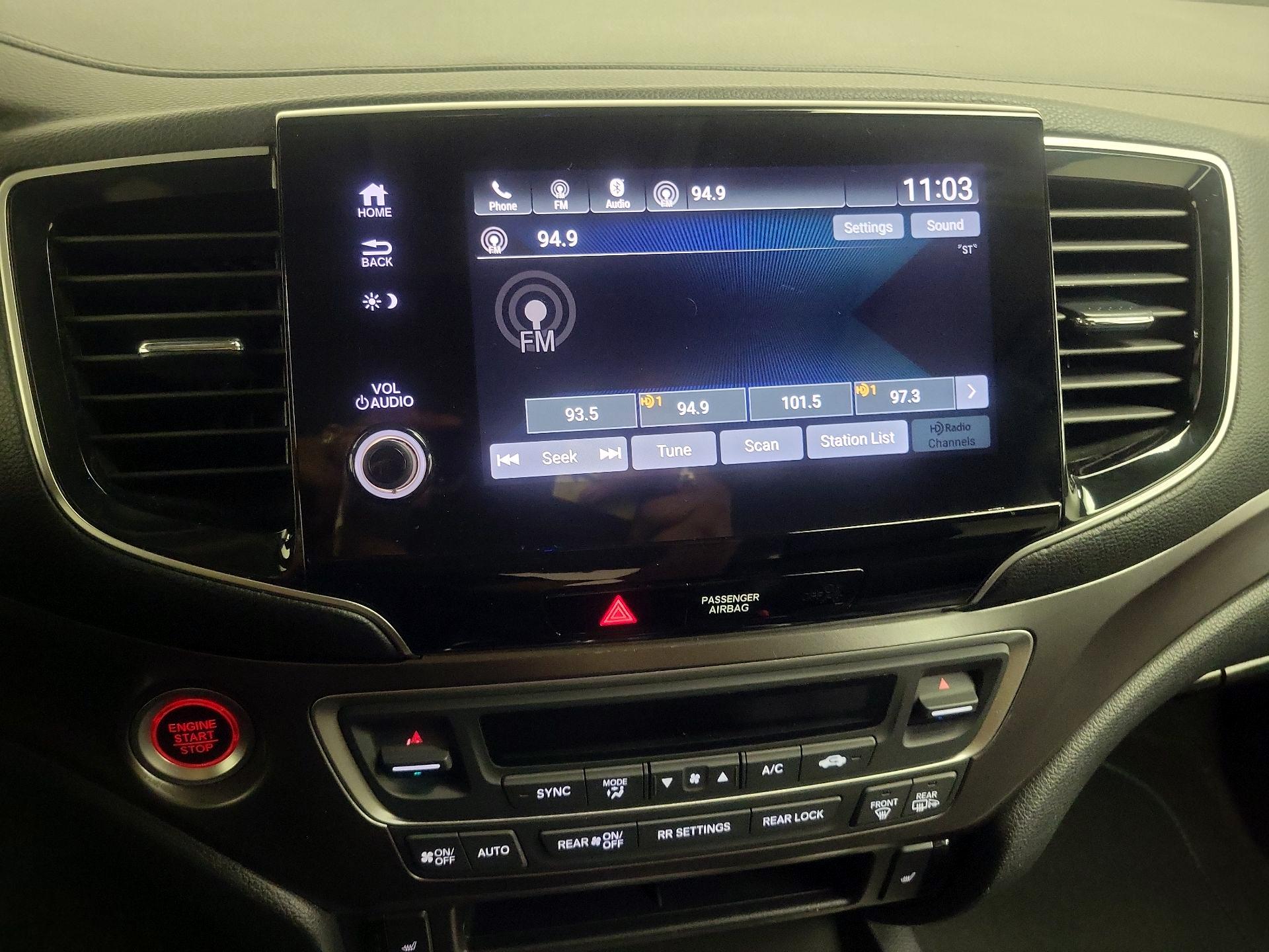 Thumbnail: 2019 Honda Pilot - 15