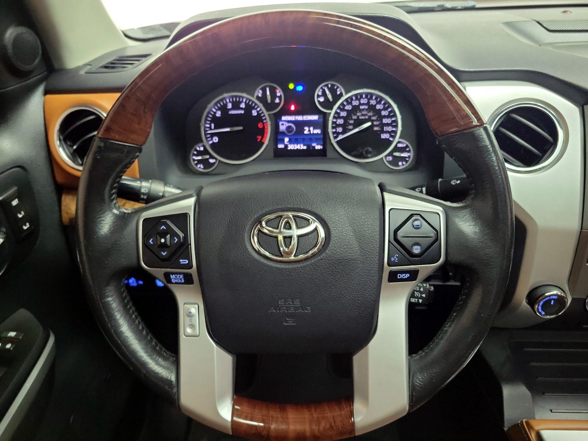Thumbnail: 2016 Toyota Tundra - 10