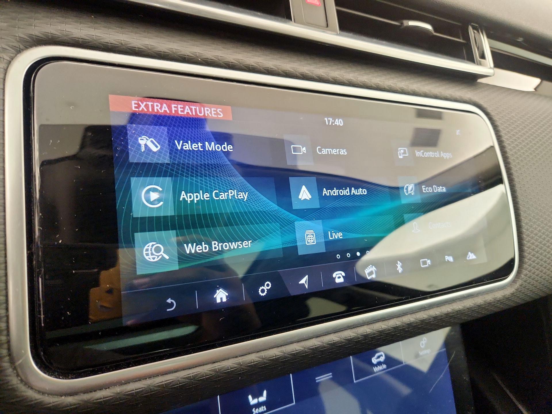 Thumbnail: 2019 Land Rover Range Rover Velar - 16