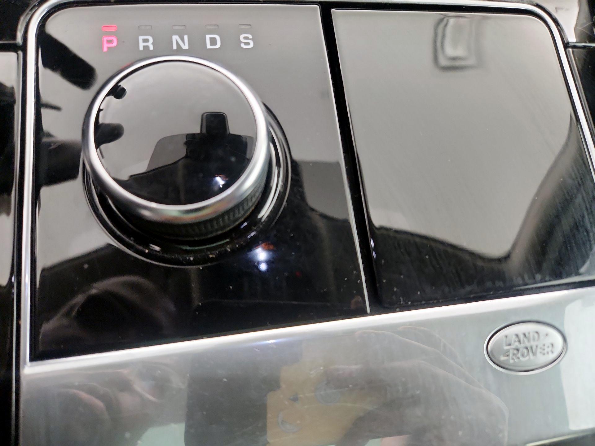 Thumbnail: 2019 Land Rover Range Rover Velar - 18
