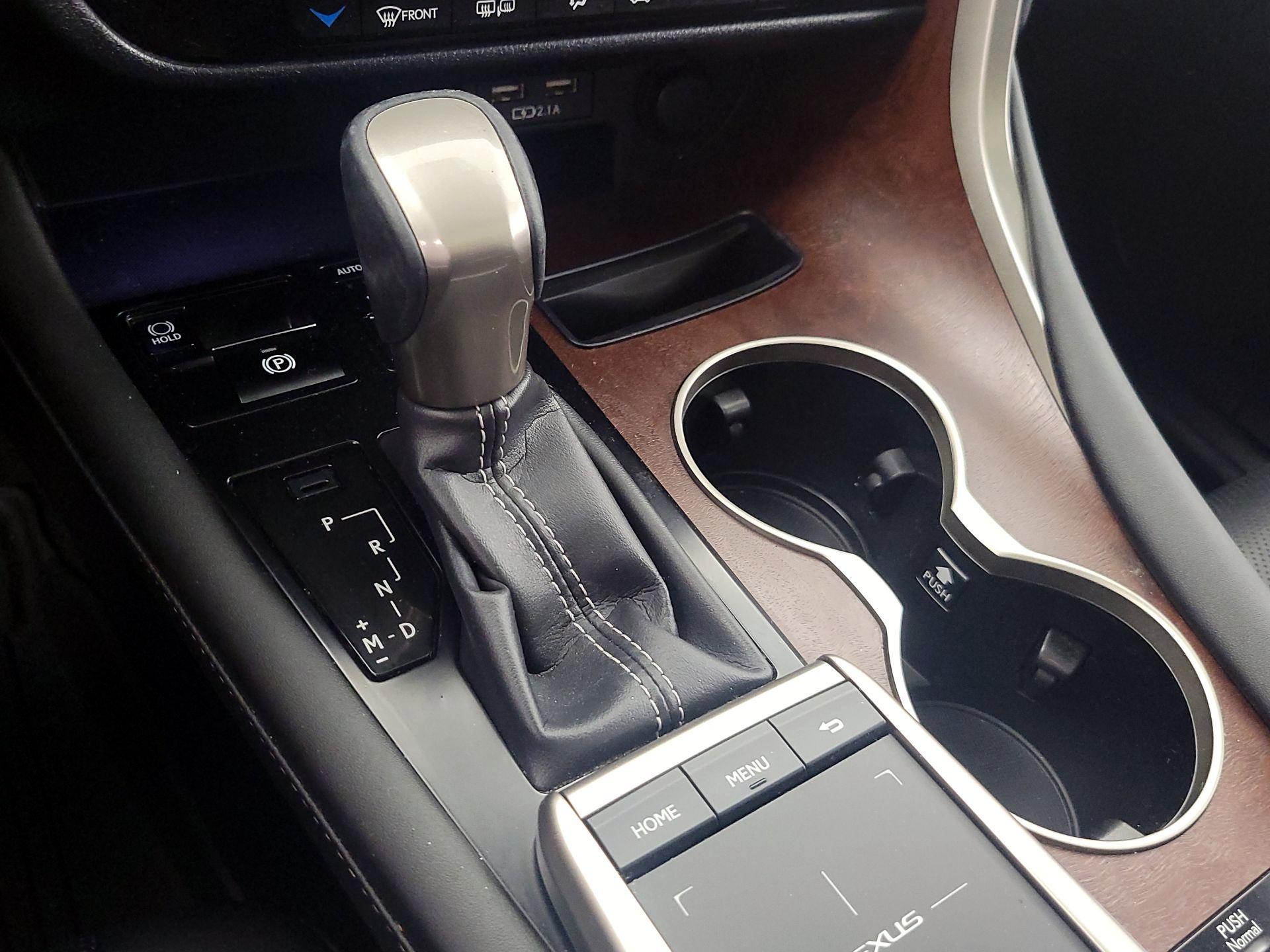 Thumbnail: 2020 Lexus RX - 17