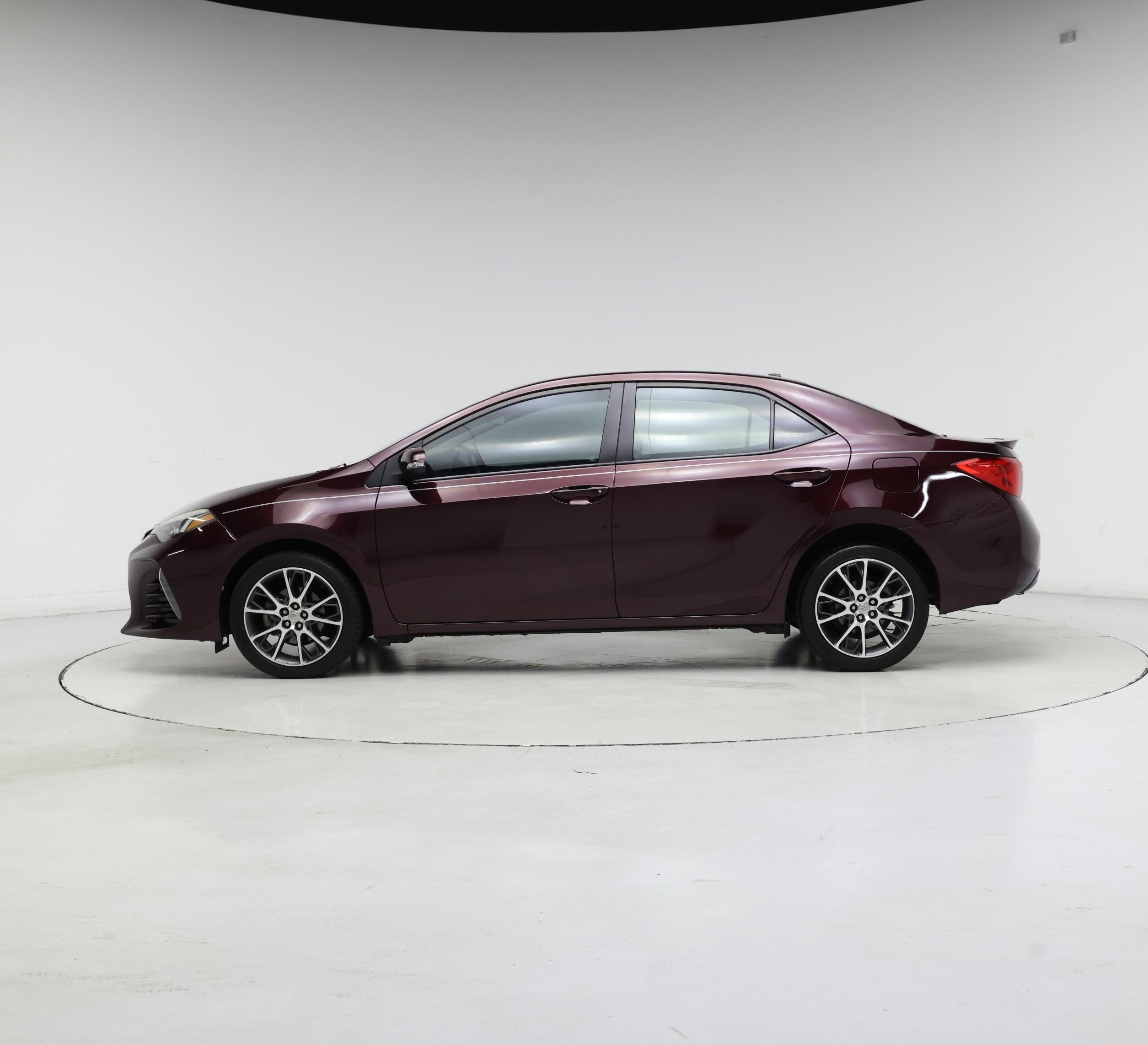 Thumbnail: 2017 Toyota Corolla - 3