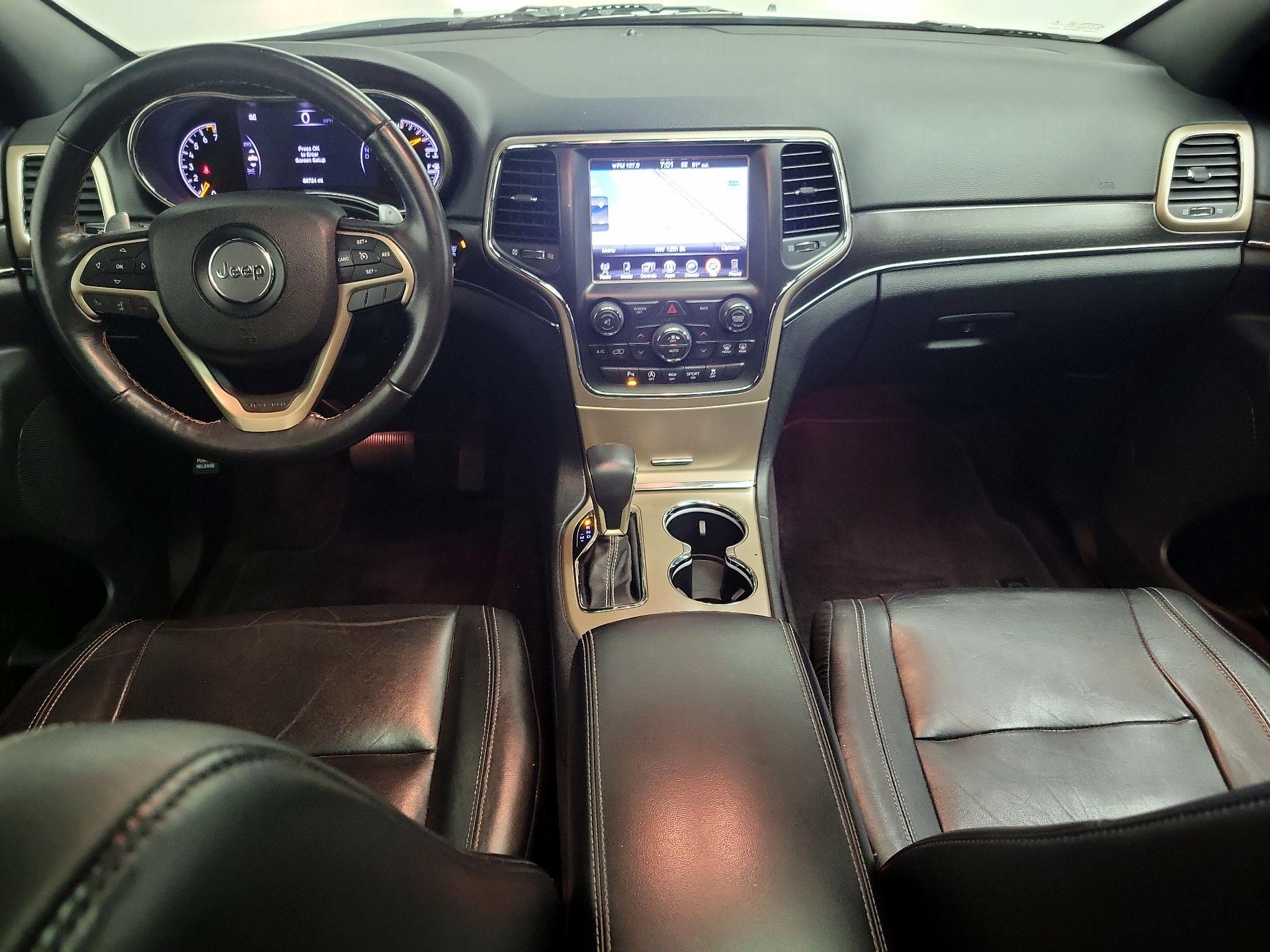 Thumbnail: 2016 Jeep Grand Cherokee - 9