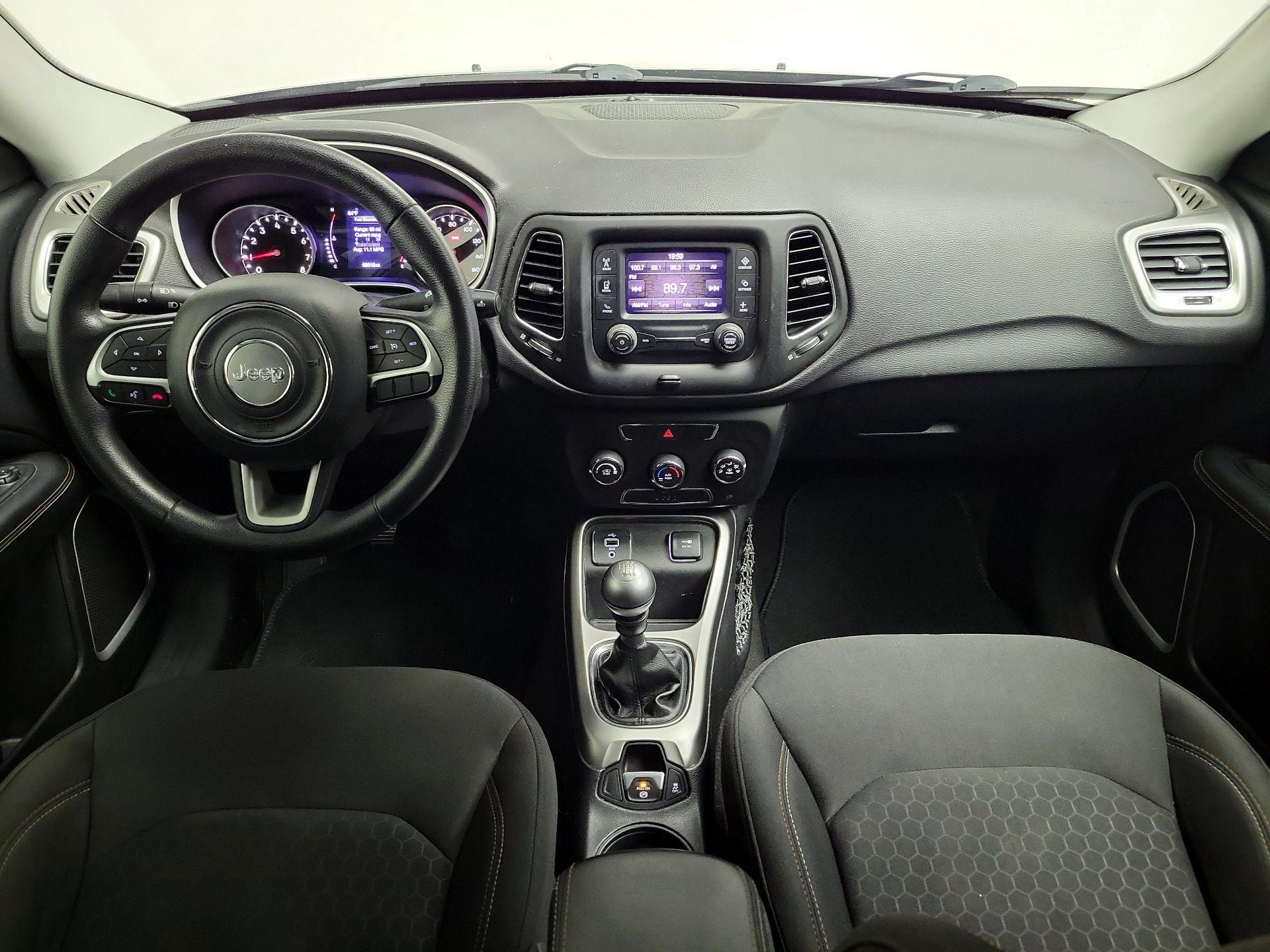 Thumbnail: 2017 Jeep Compass - 9