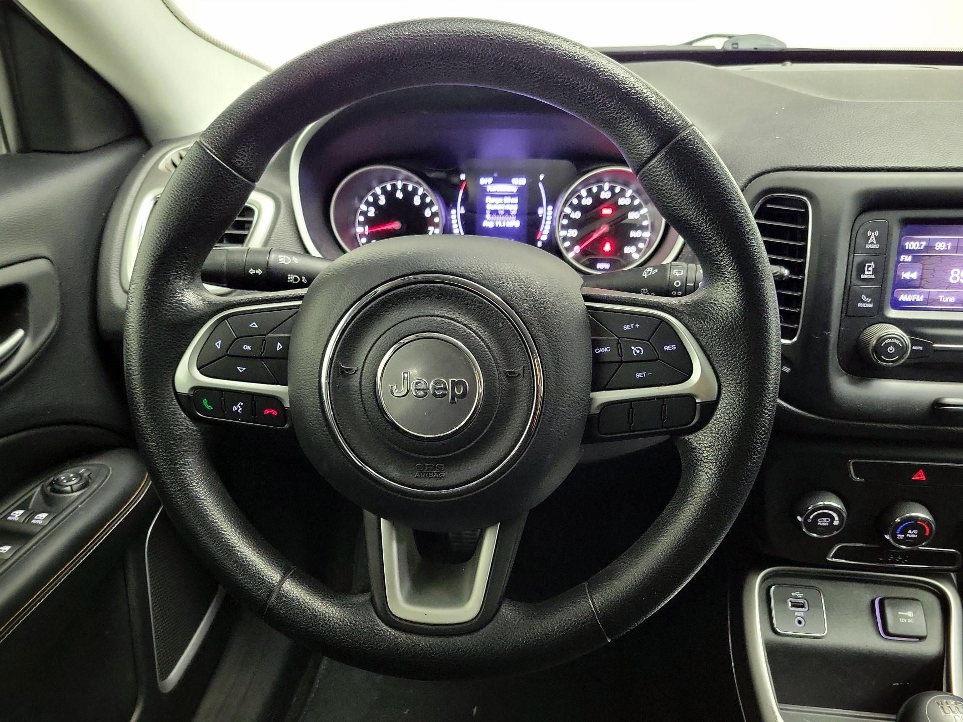 Thumbnail: 2017 Jeep Compass - 10