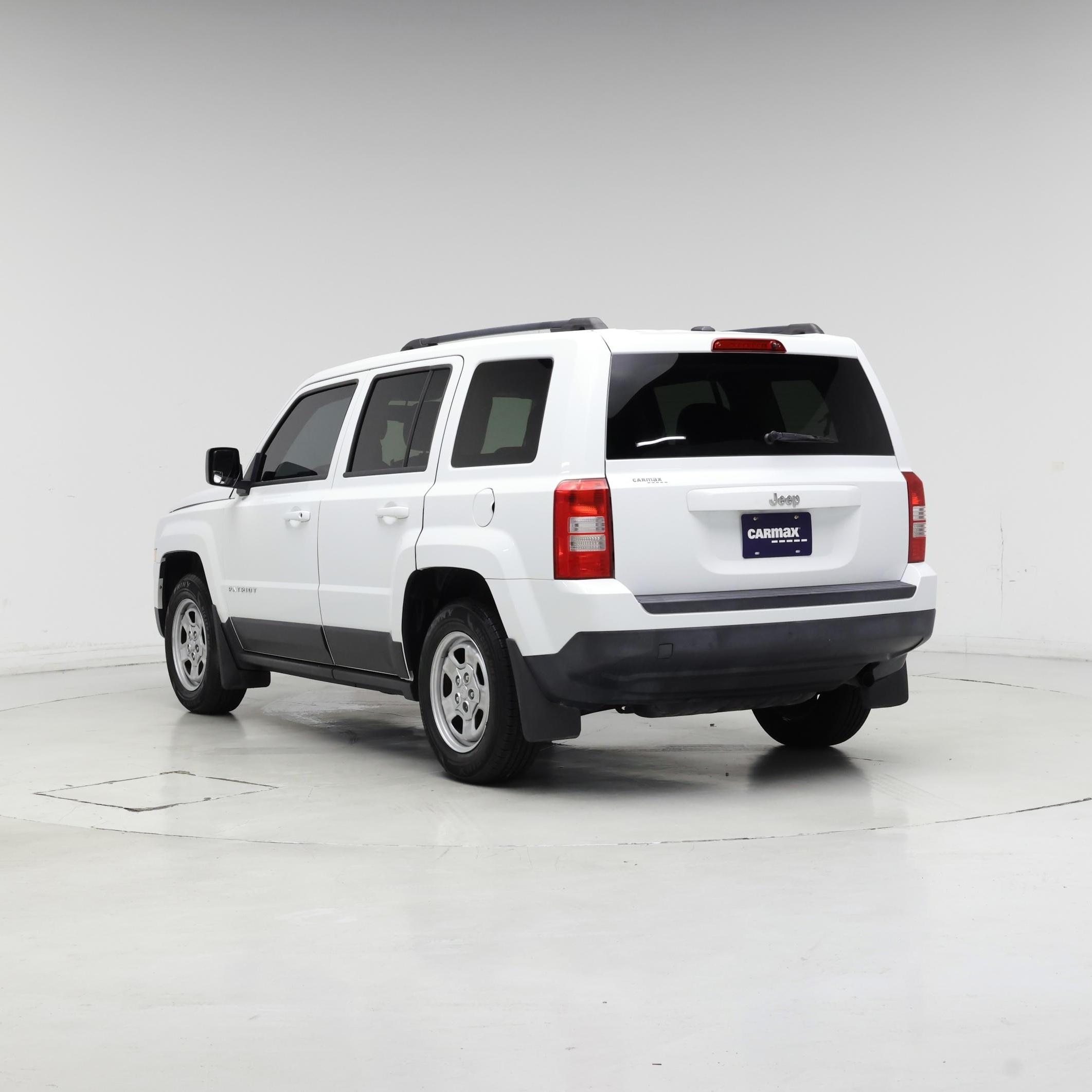 Thumbnail: 2016 Jeep Patriot - 2