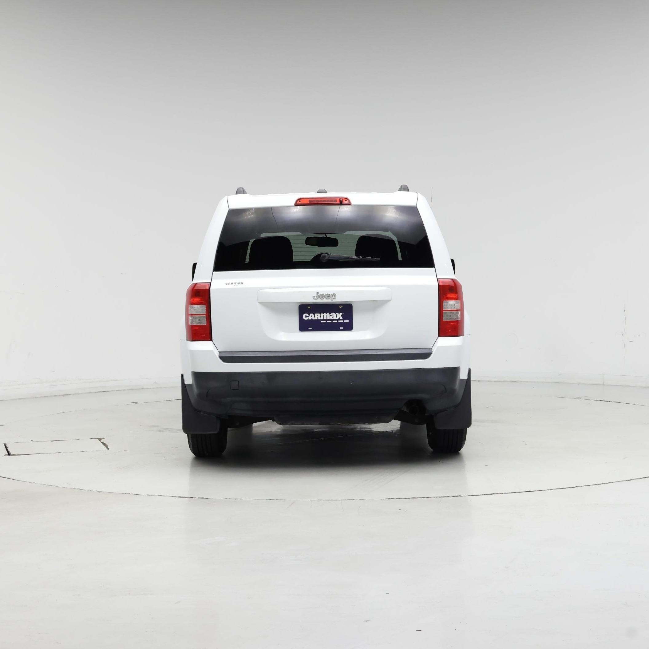 Thumbnail: 2016 Jeep Patriot - 6