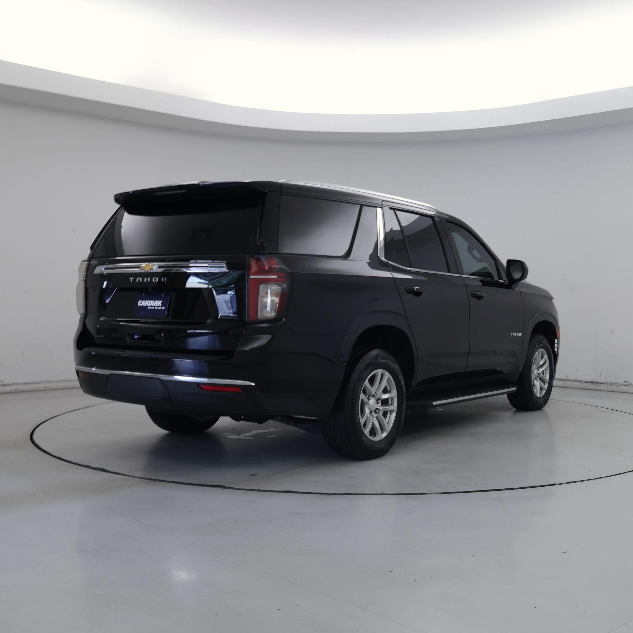 Thumbnail: 2022 Chevrolet Tahoe - 8
