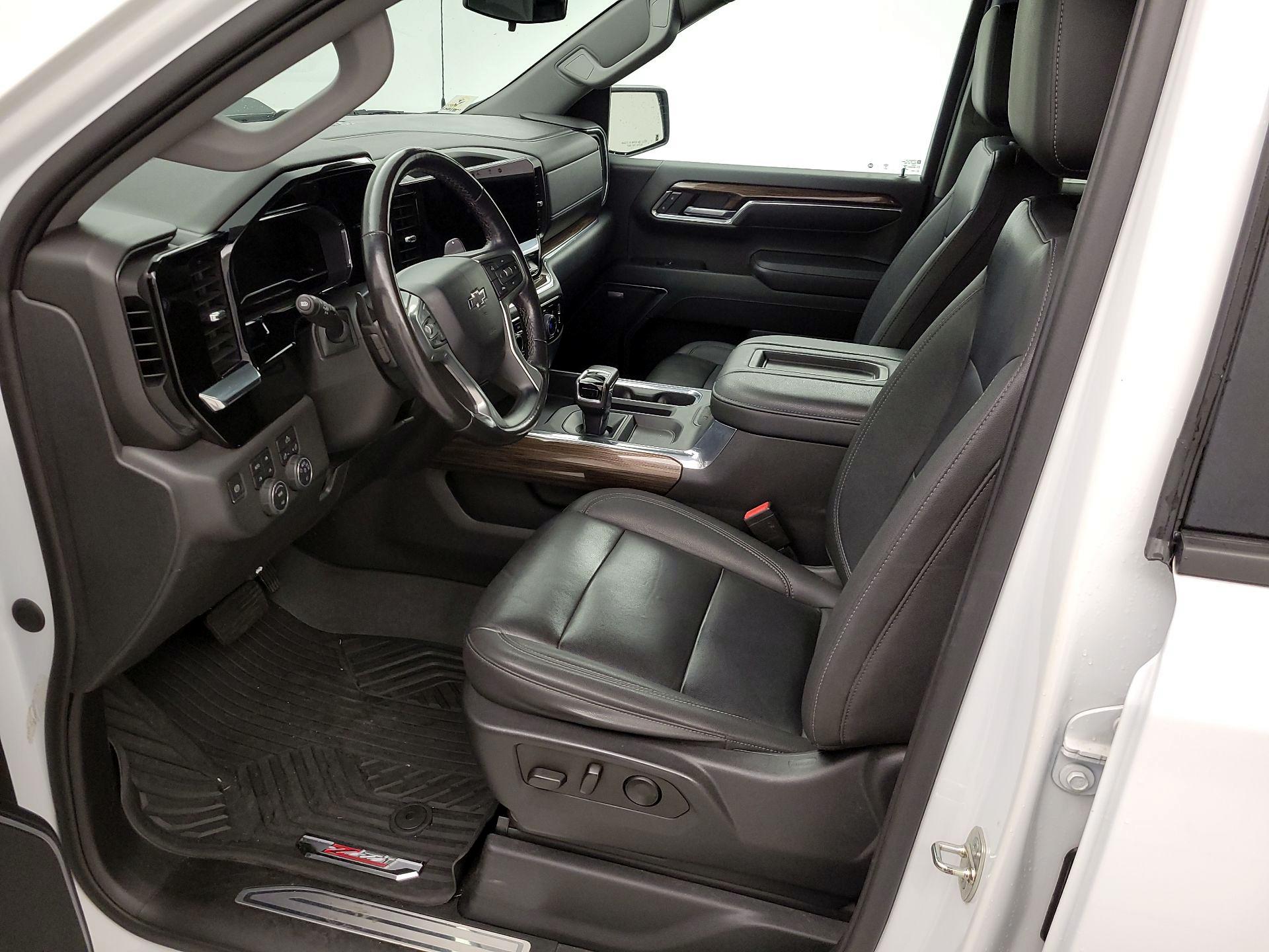 Thumbnail: 2022 Chevrolet Silverado 1500 - 11