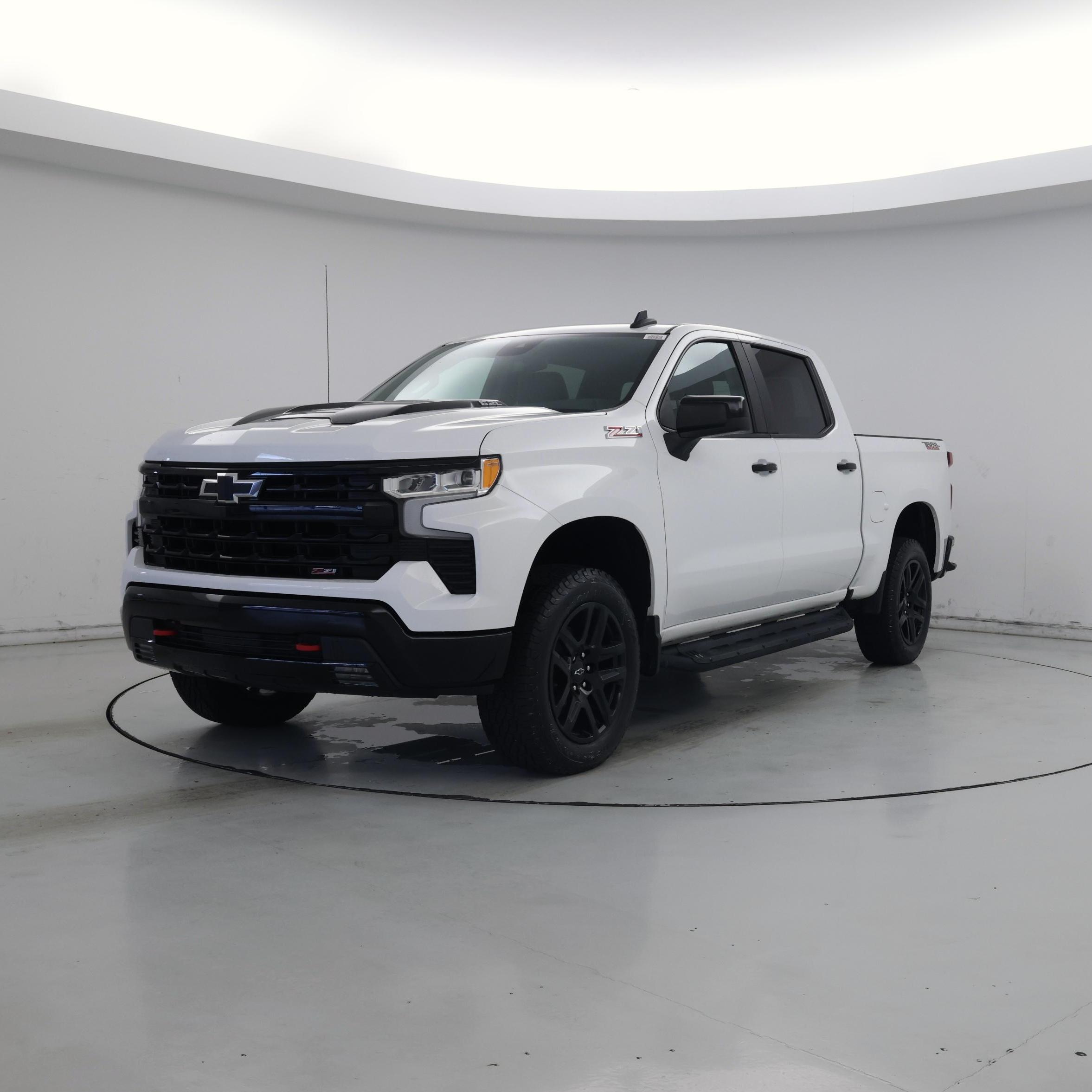 Thumbnail: 2022 Chevrolet Silverado 1500 - 4