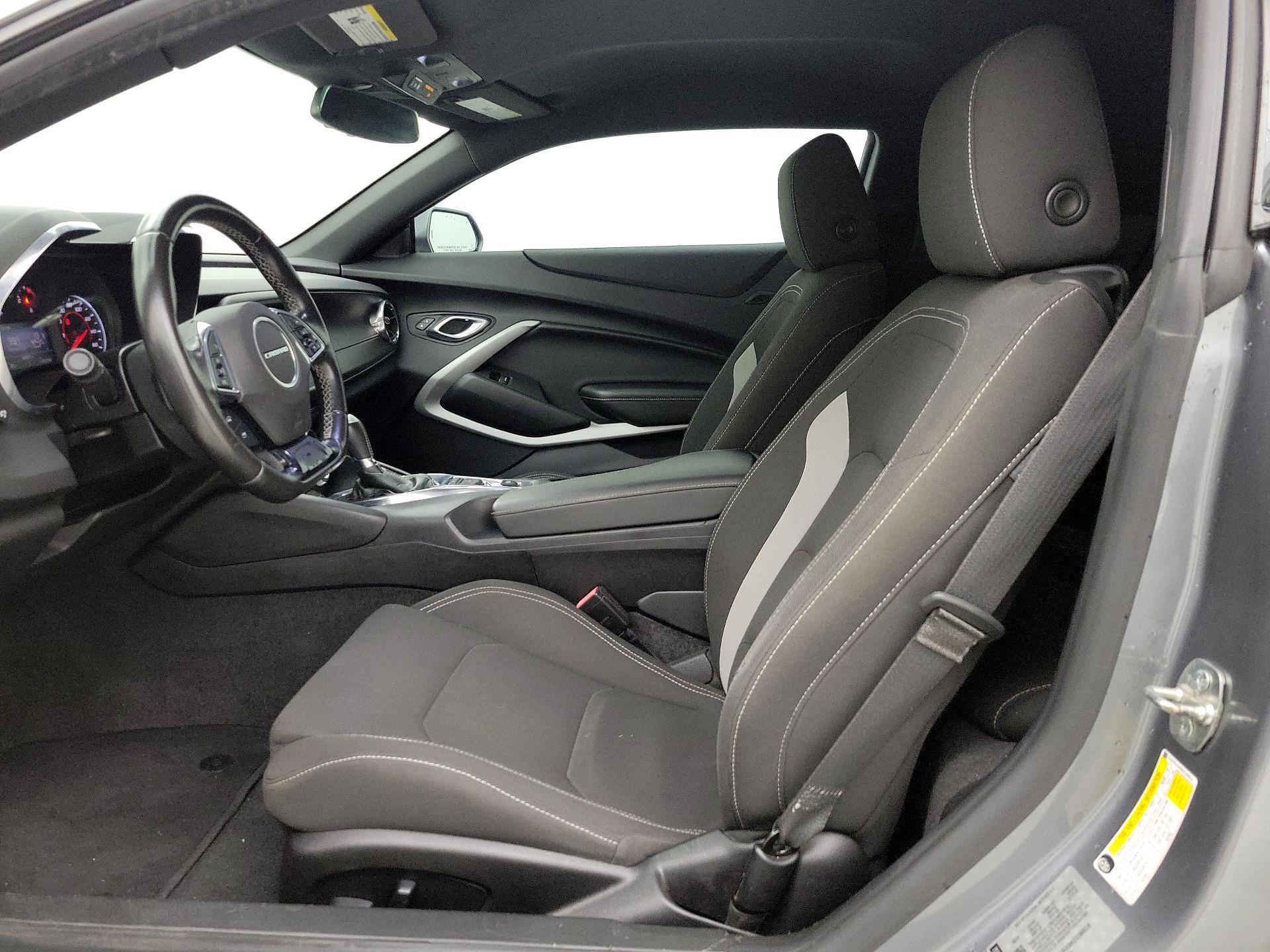 Thumbnail: 2019 Chevrolet Camaro - 11
