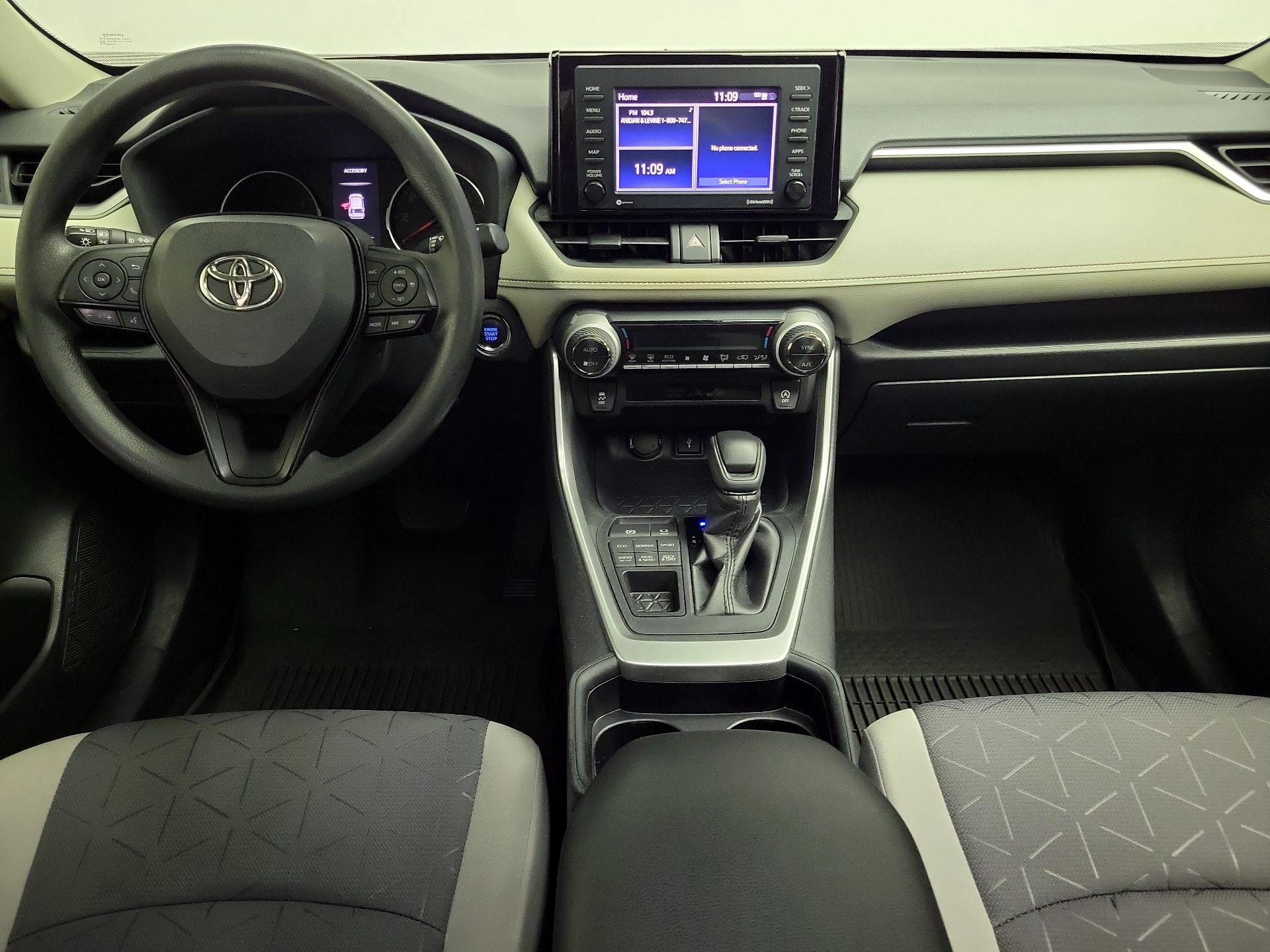 Thumbnail: 2021 Toyota RAV4 - 9