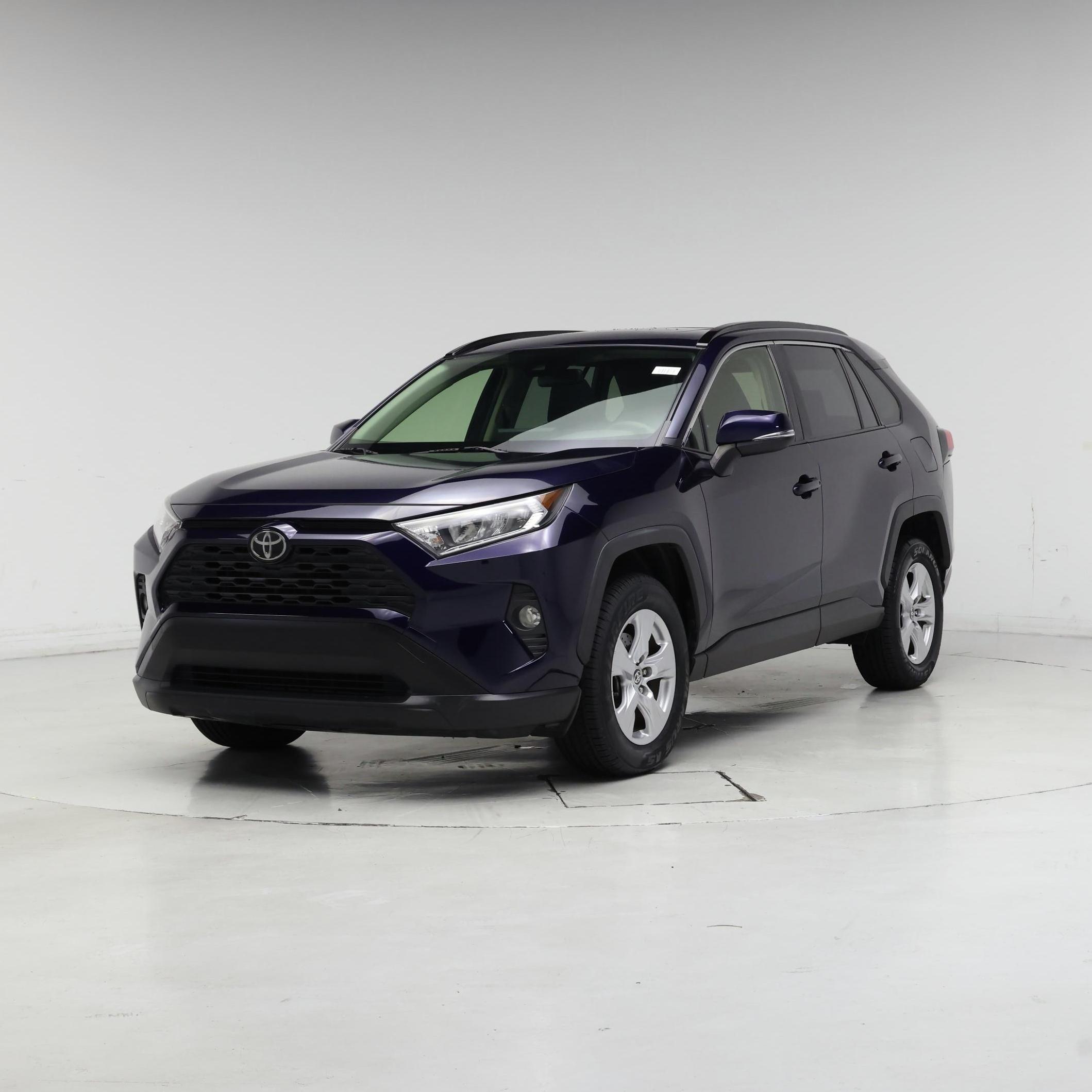 Thumbnail: 2021 Toyota RAV4 - 4