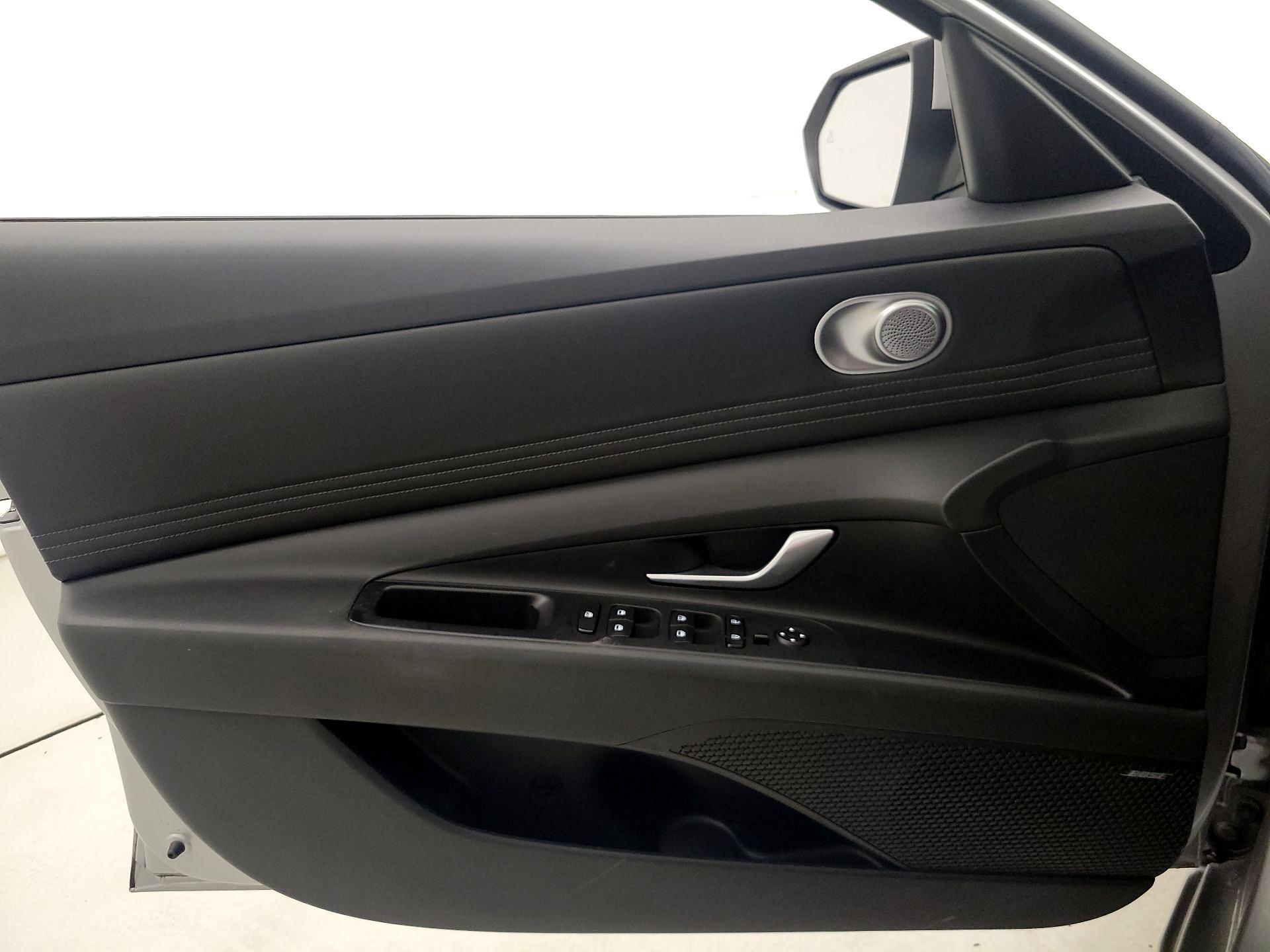 Thumbnail: 2023 Hyundai Elantra - 12