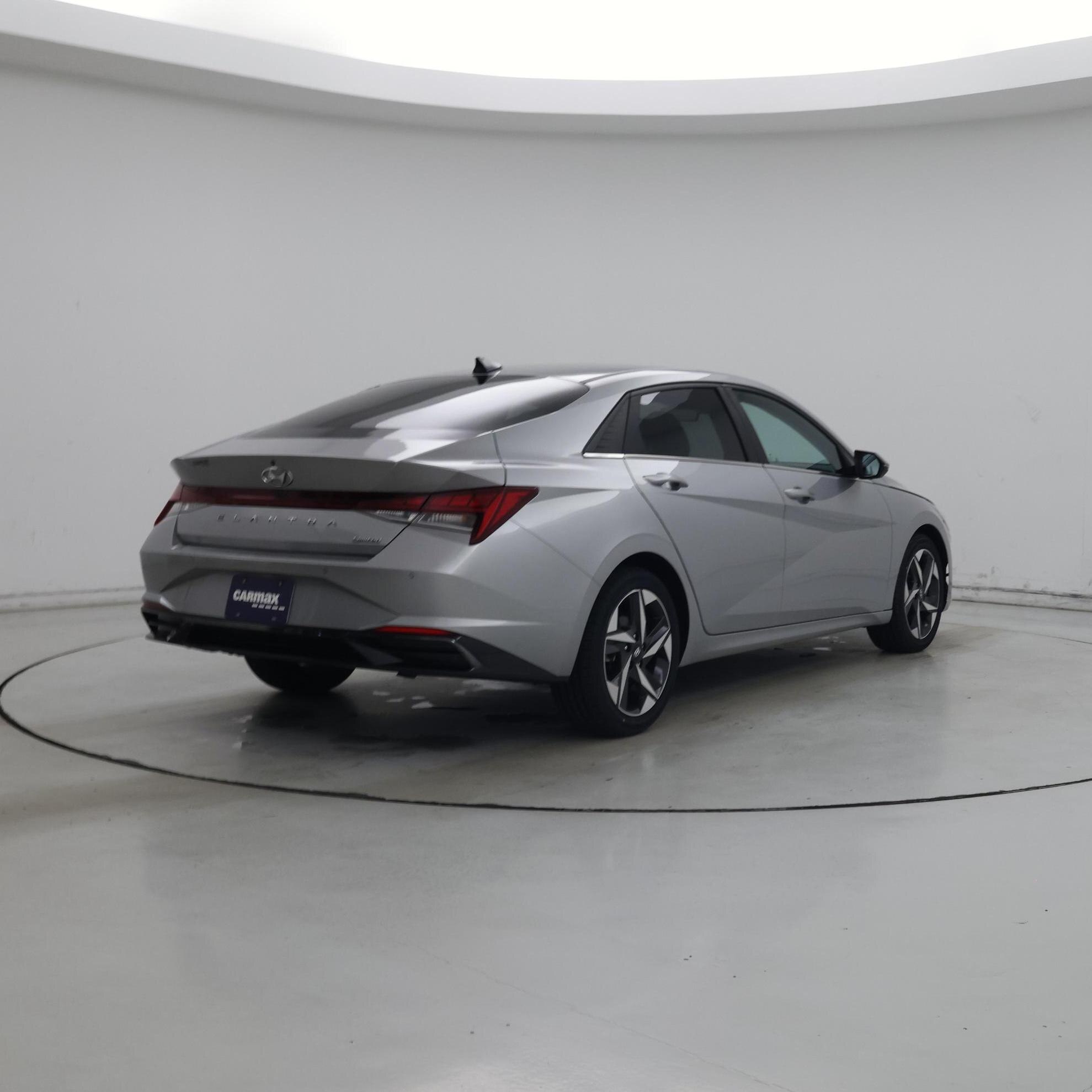 Thumbnail: 2023 Hyundai Elantra - 8