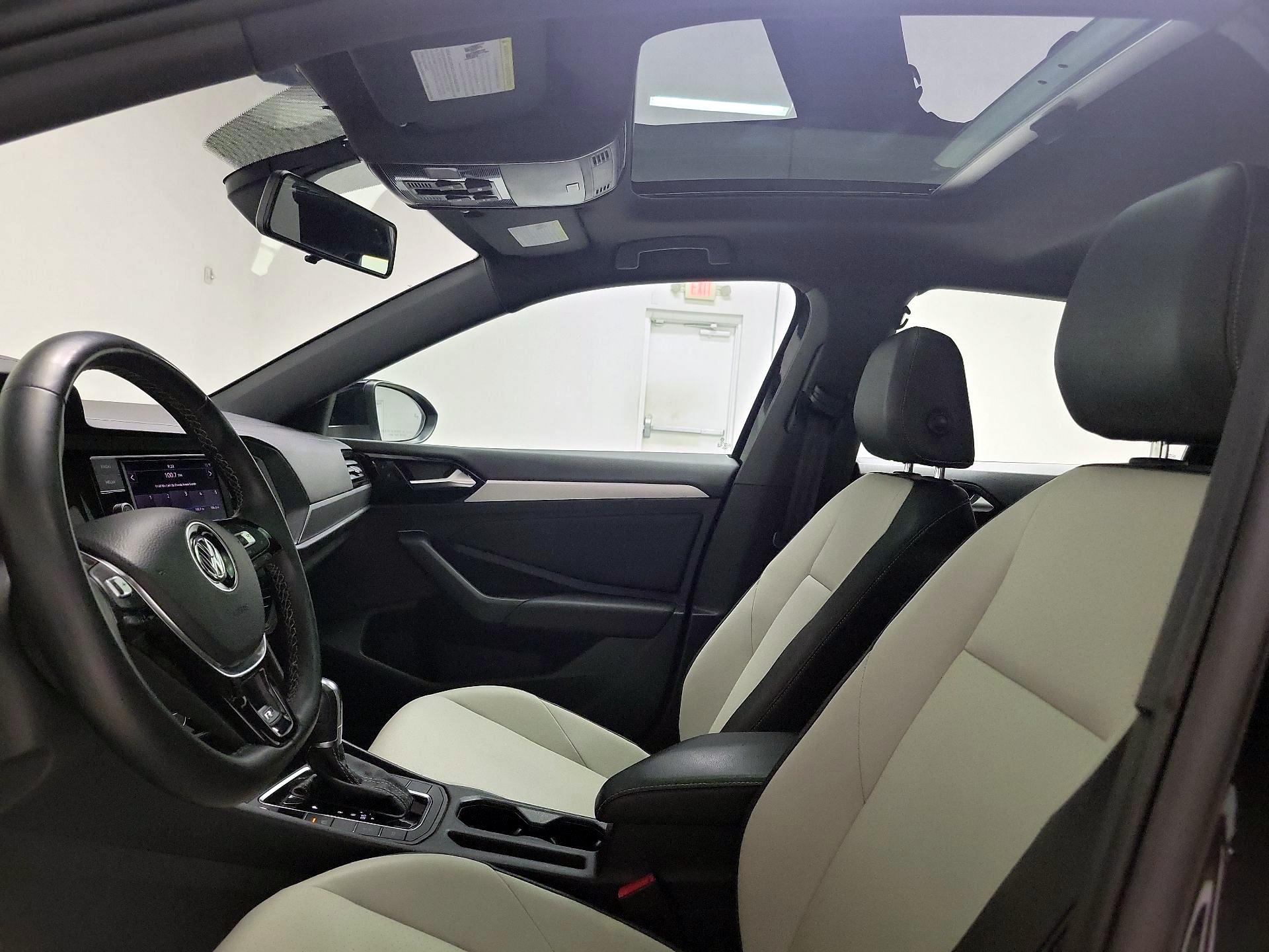 Thumbnail: 2019 Volkswagen Jetta - 19