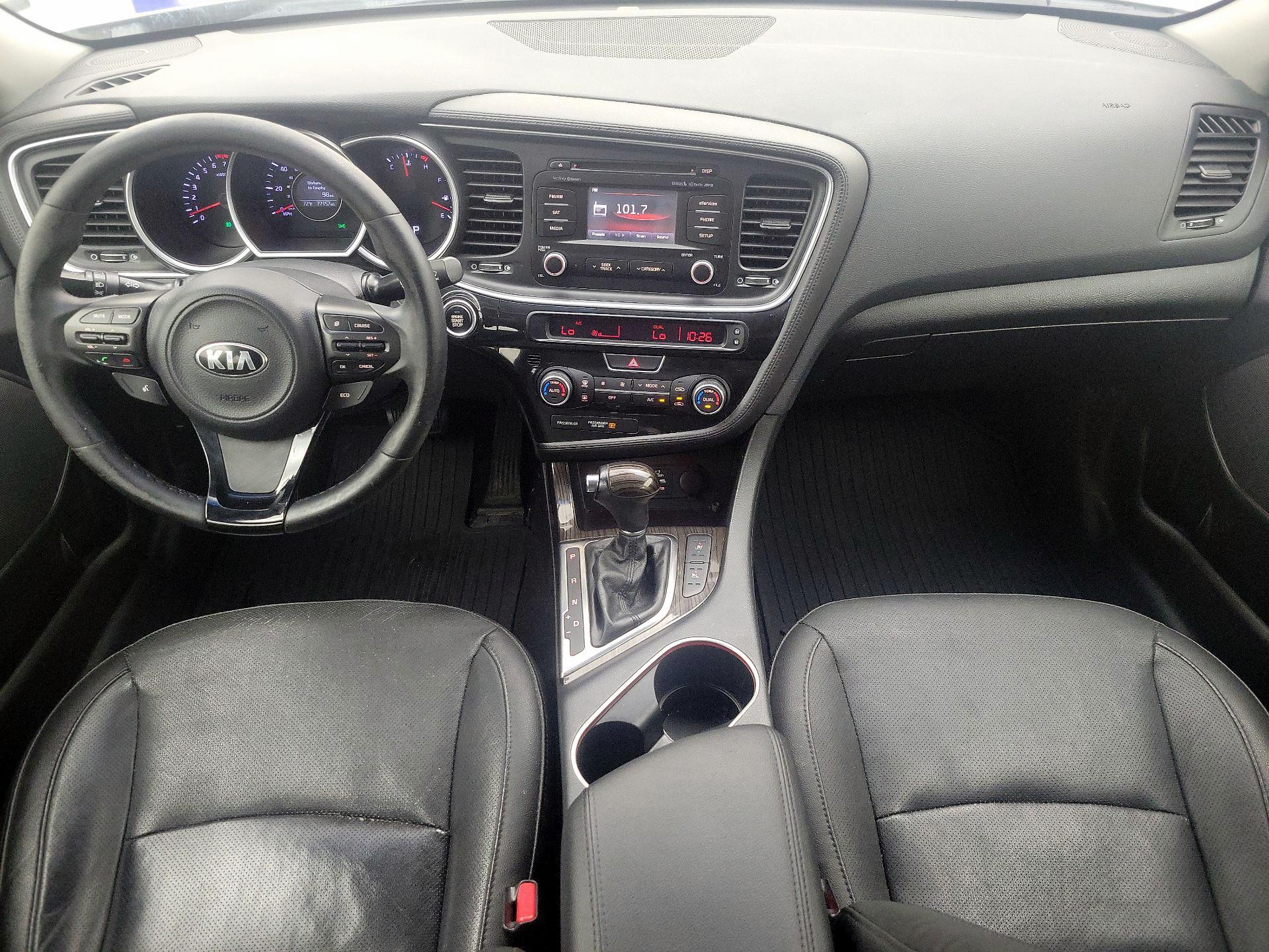 Thumbnail: 2015 Kia Optima - 9