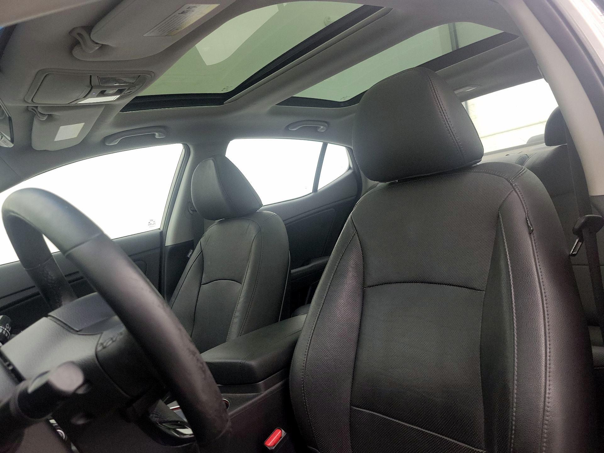 Thumbnail: 2015 Kia Optima - 19