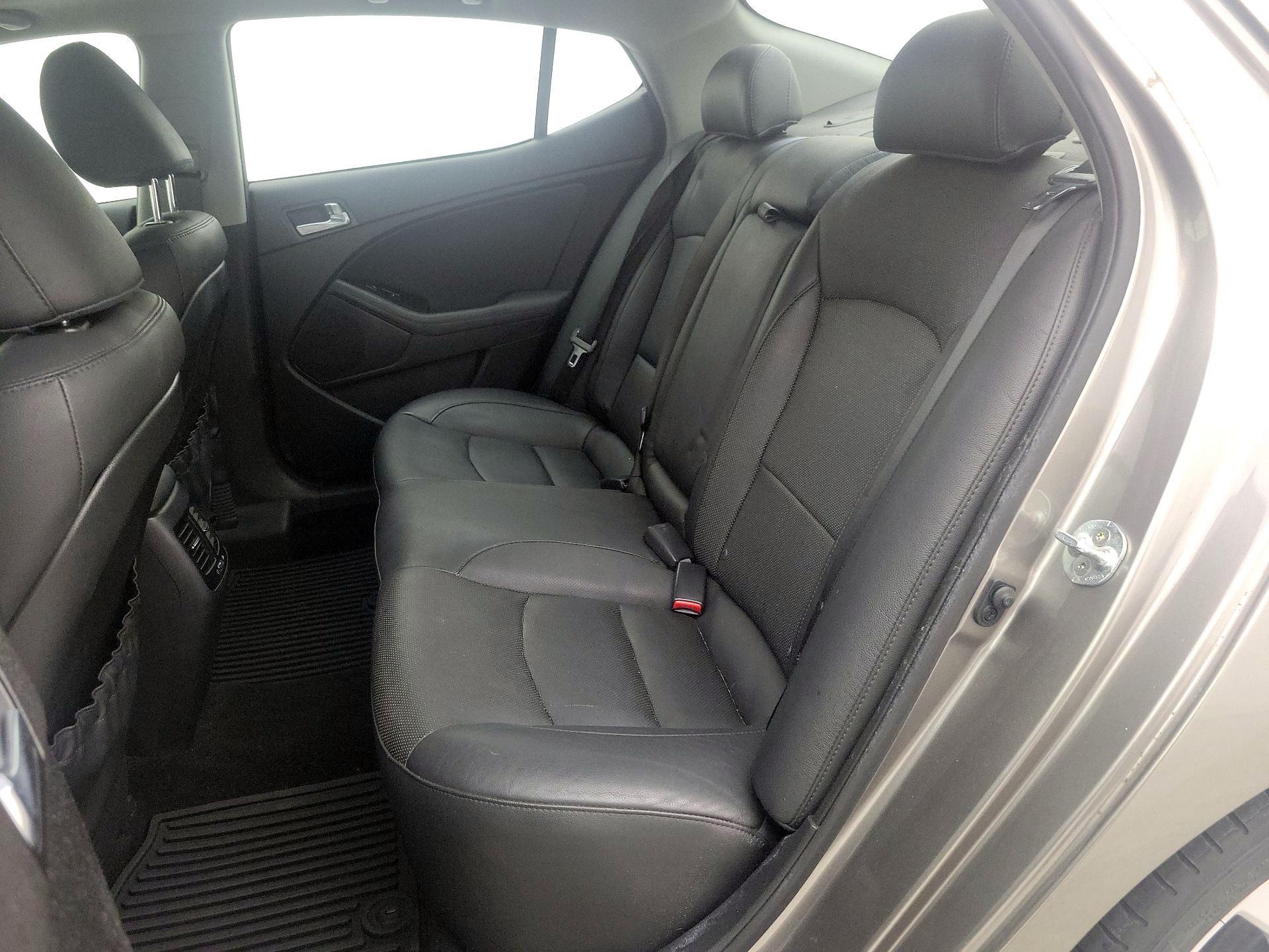 Thumbnail: 2015 Kia Optima - 20