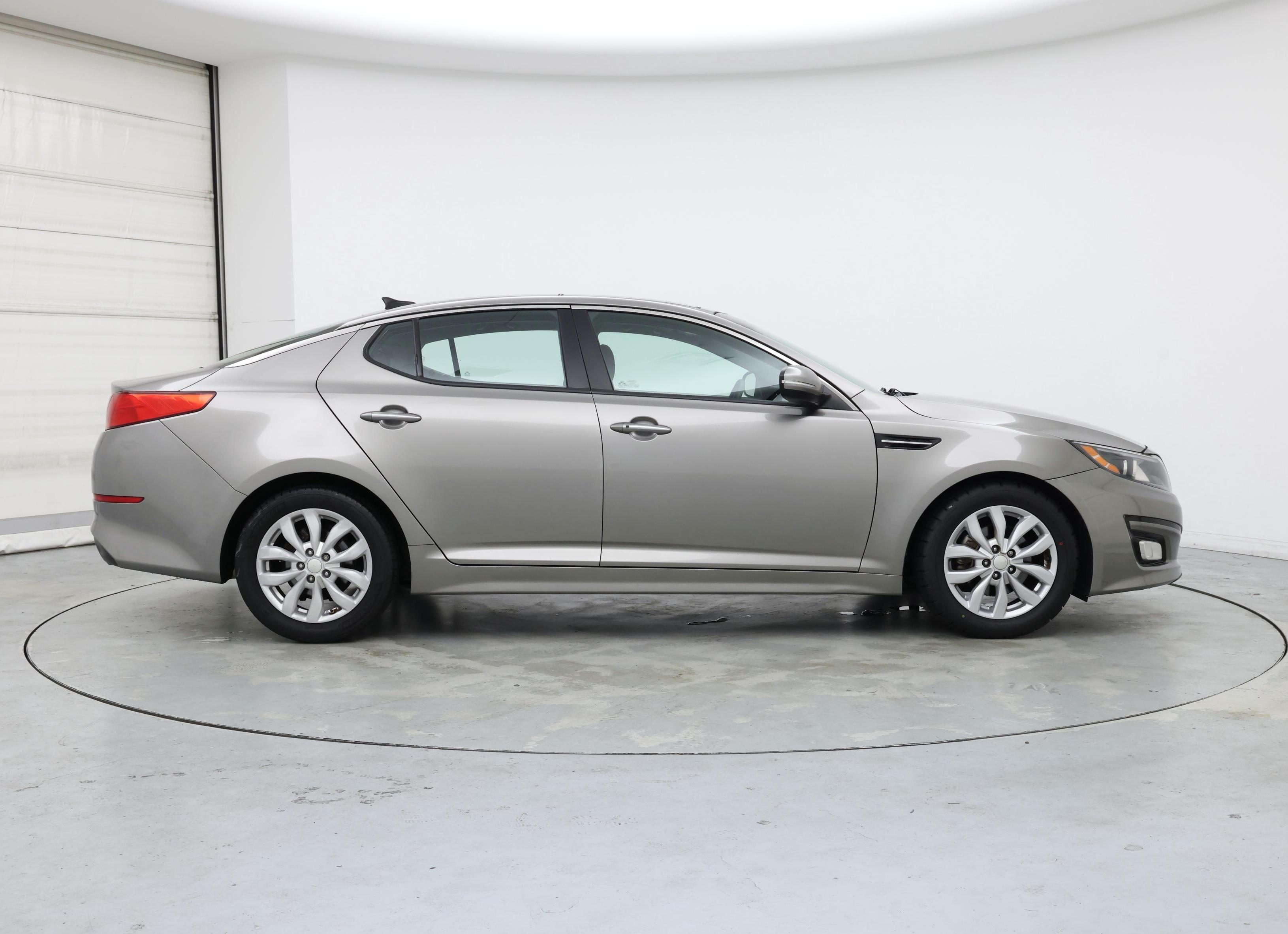 Thumbnail: 2015 Kia Optima - 7
