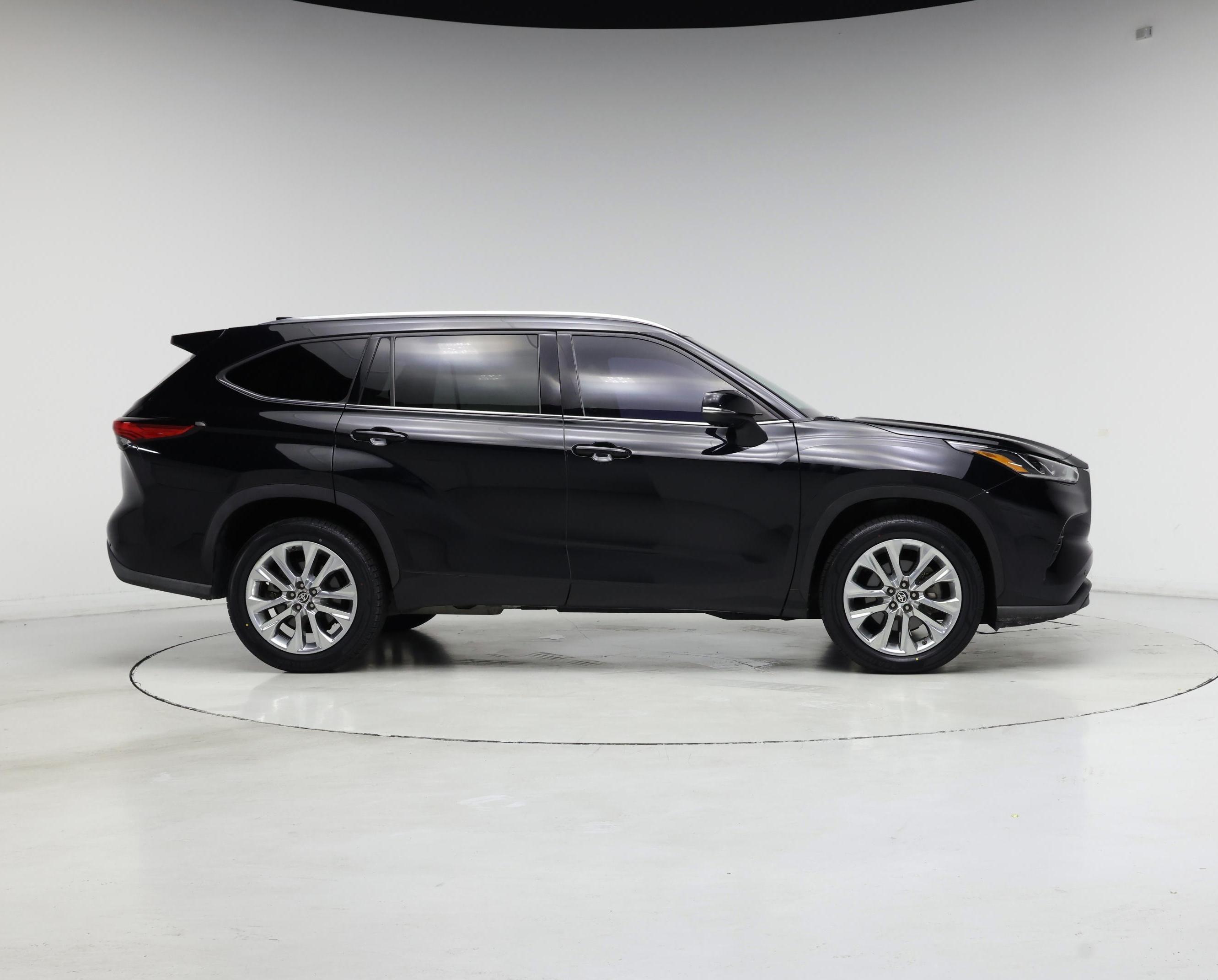 Thumbnail: 2020 Toyota Highlander - 7