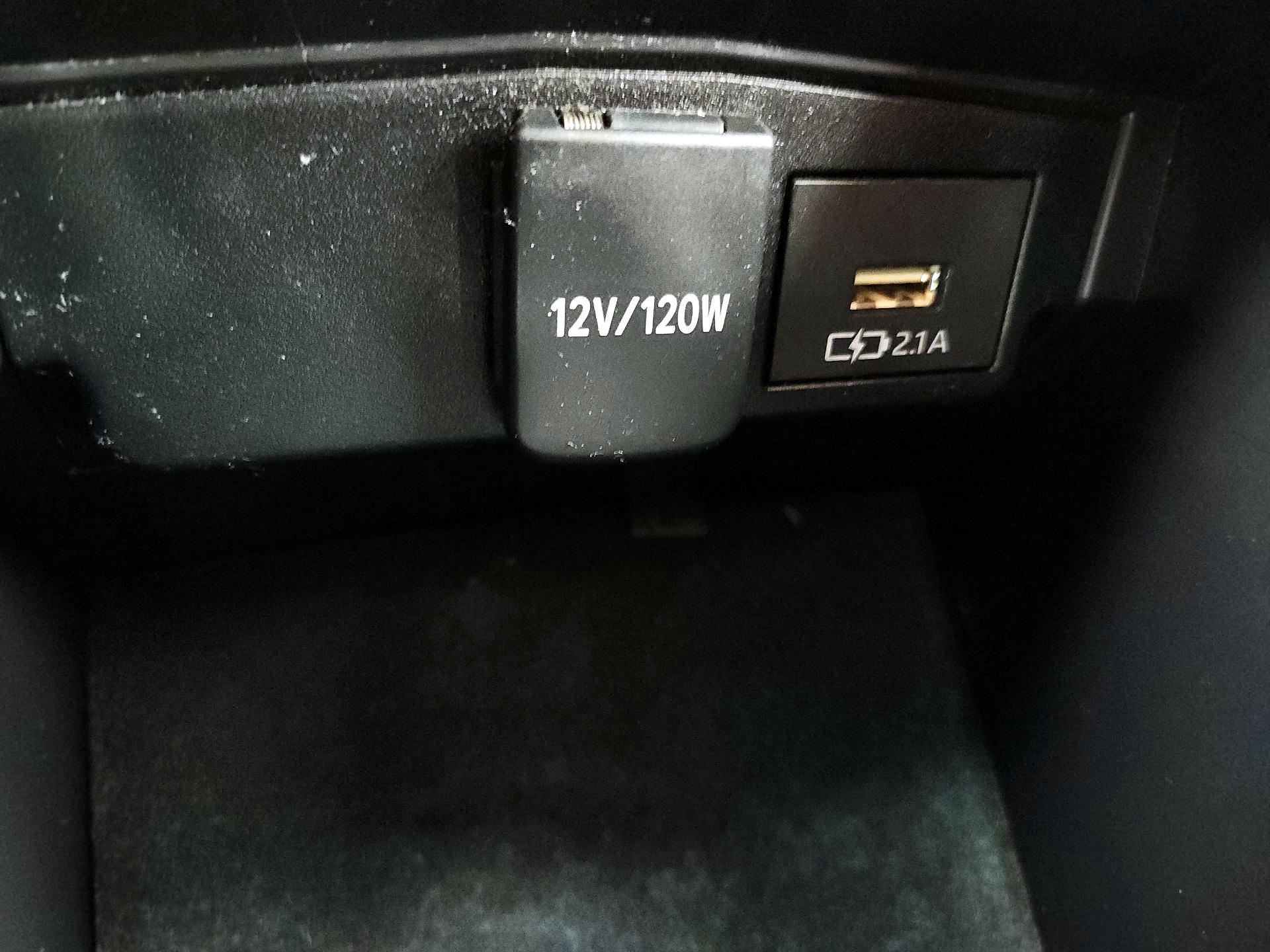 Thumbnail: 2021 Toyota Corolla - 18