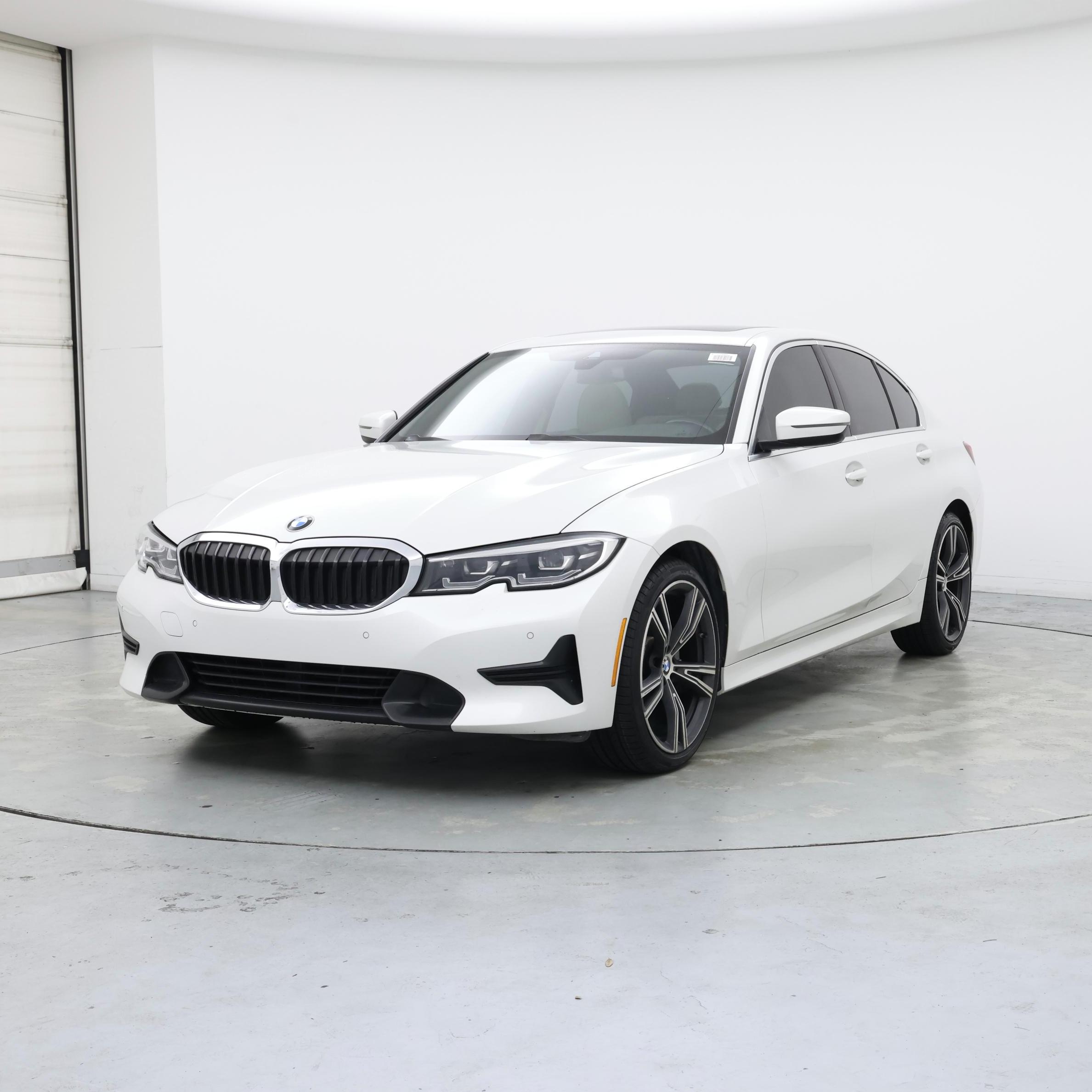 Thumbnail: 2022 BMW 3 Series - 4