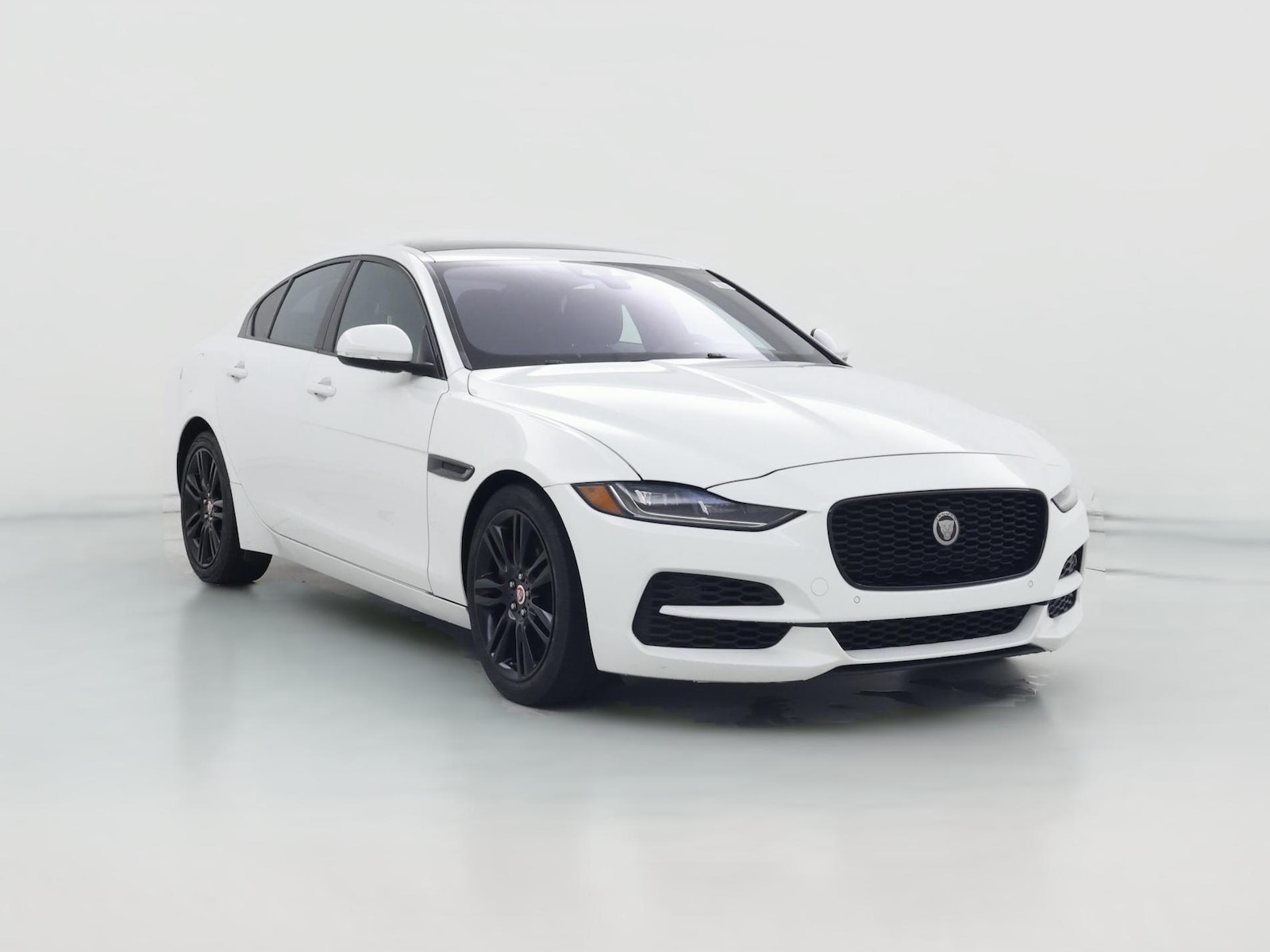 2020 Jaguar XE