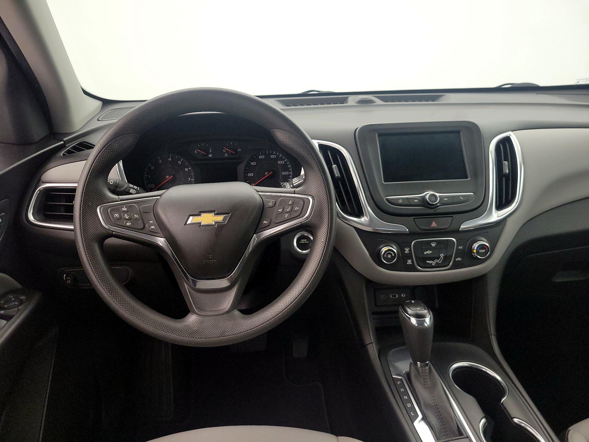 Thumbnail: 2020 Chevrolet Equinox - 10