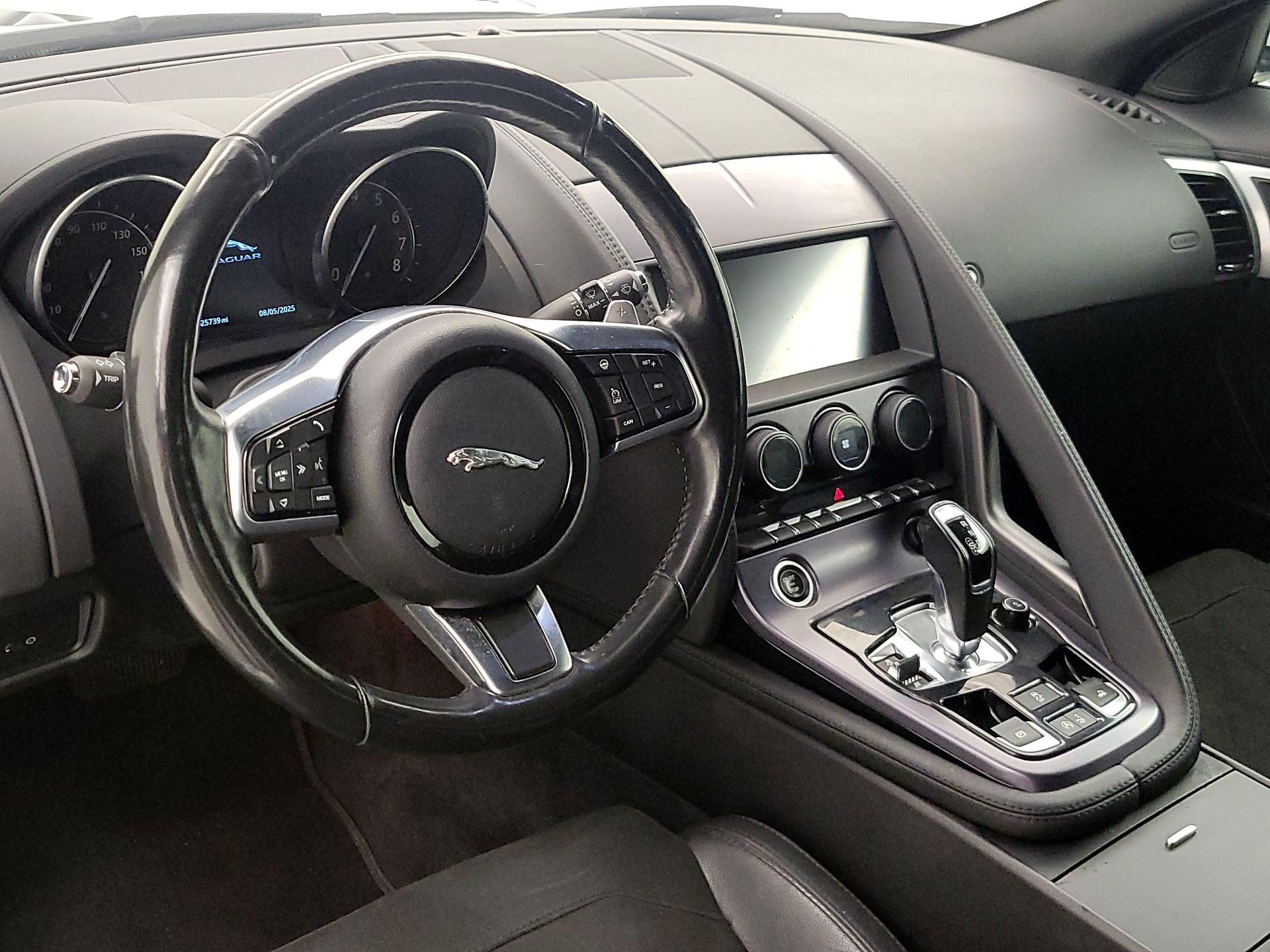 Thumbnail: 2019 Jaguar F-Type - 9