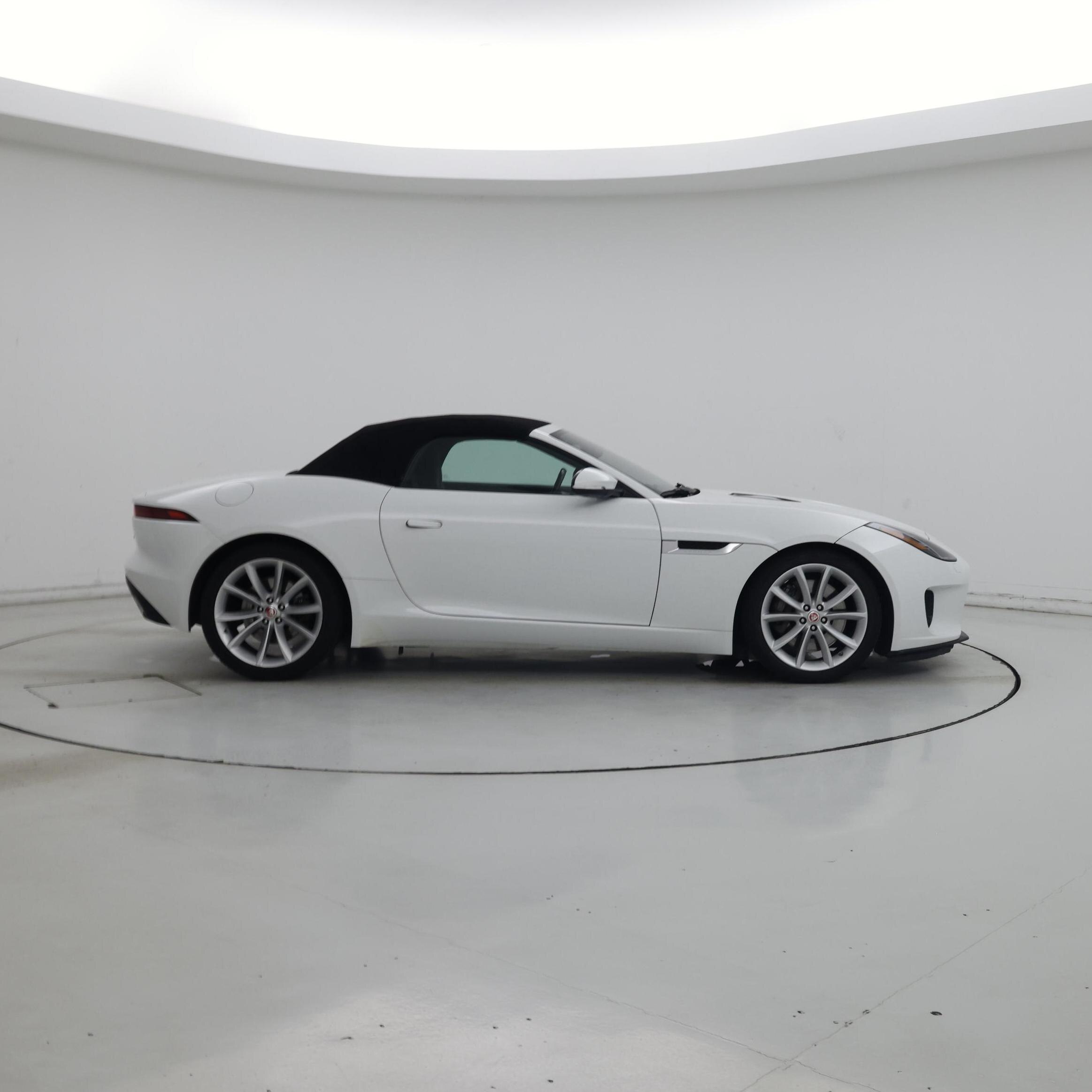 Thumbnail: 2019 Jaguar F-Type - 7