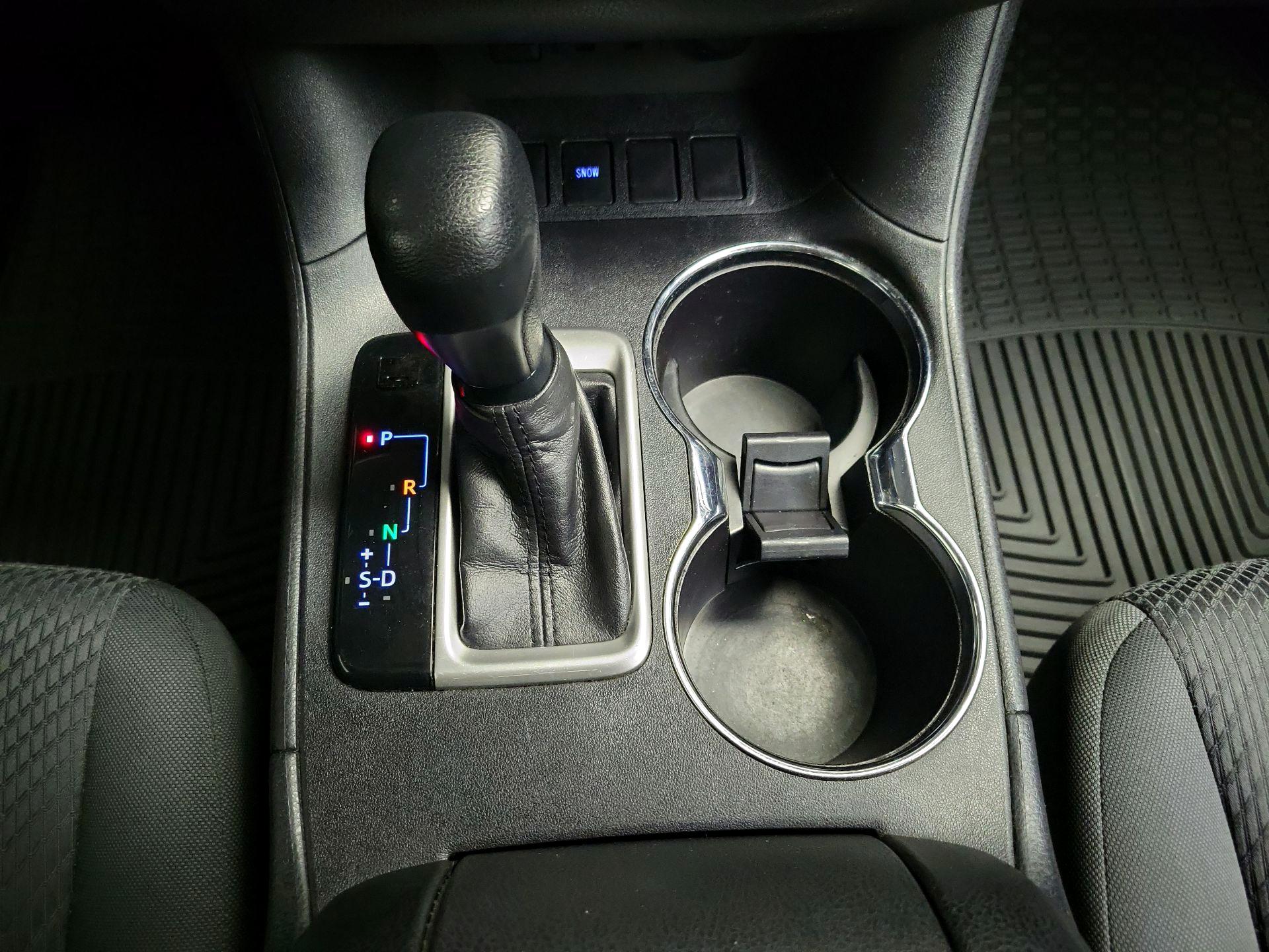 Thumbnail: 2019 Toyota Highlander - 17