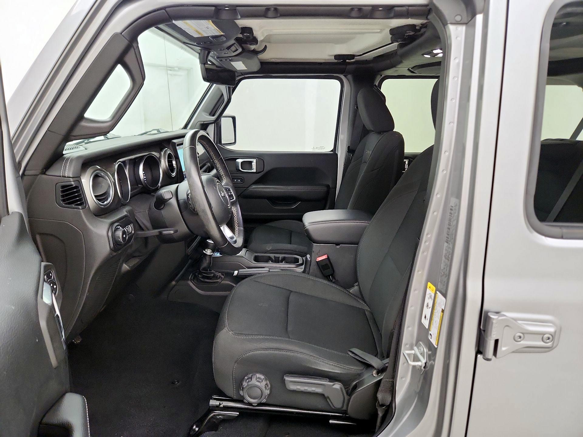 Thumbnail: 2019 Jeep Wrangler - 11