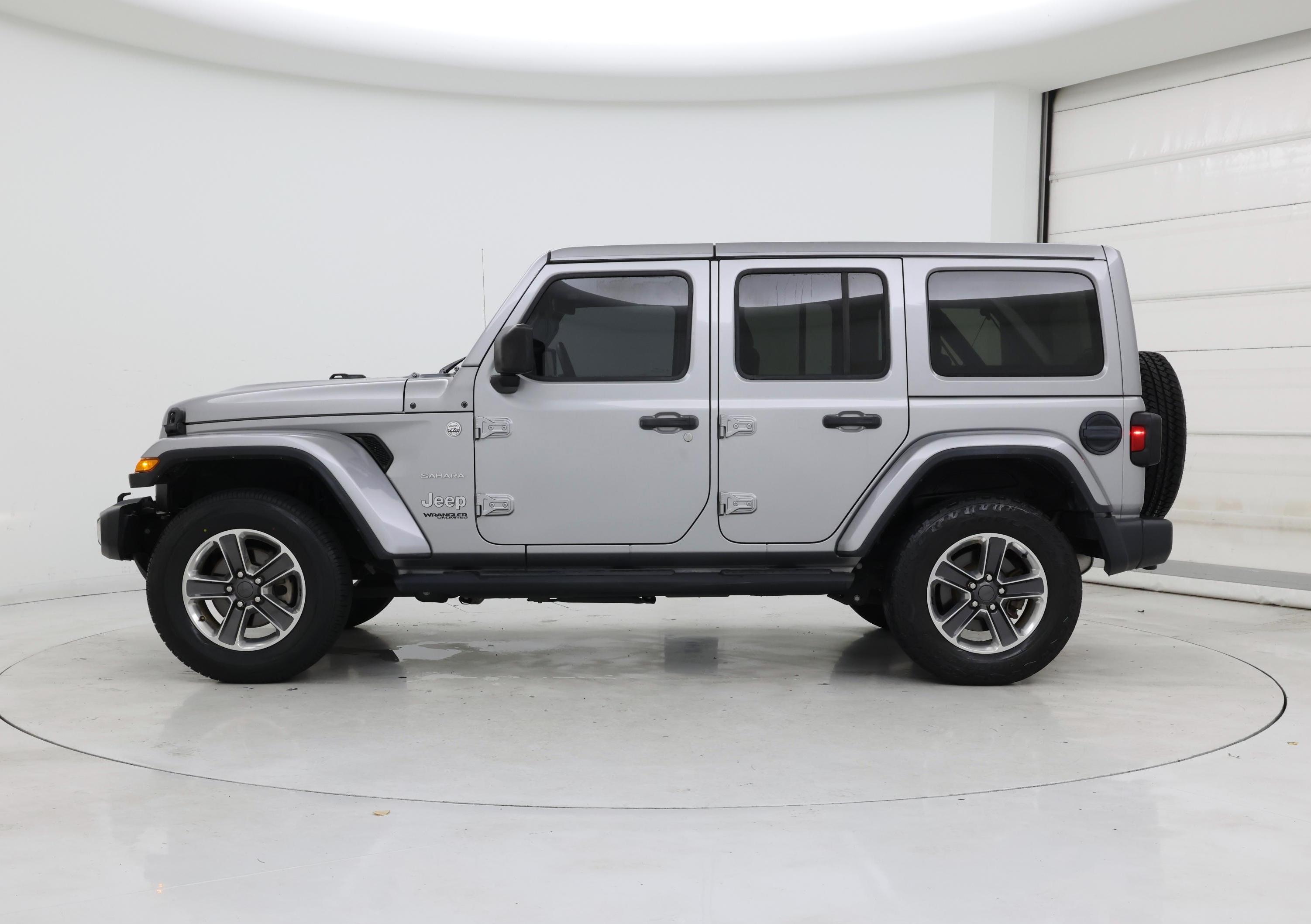 Thumbnail: 2019 Jeep Wrangler - 3