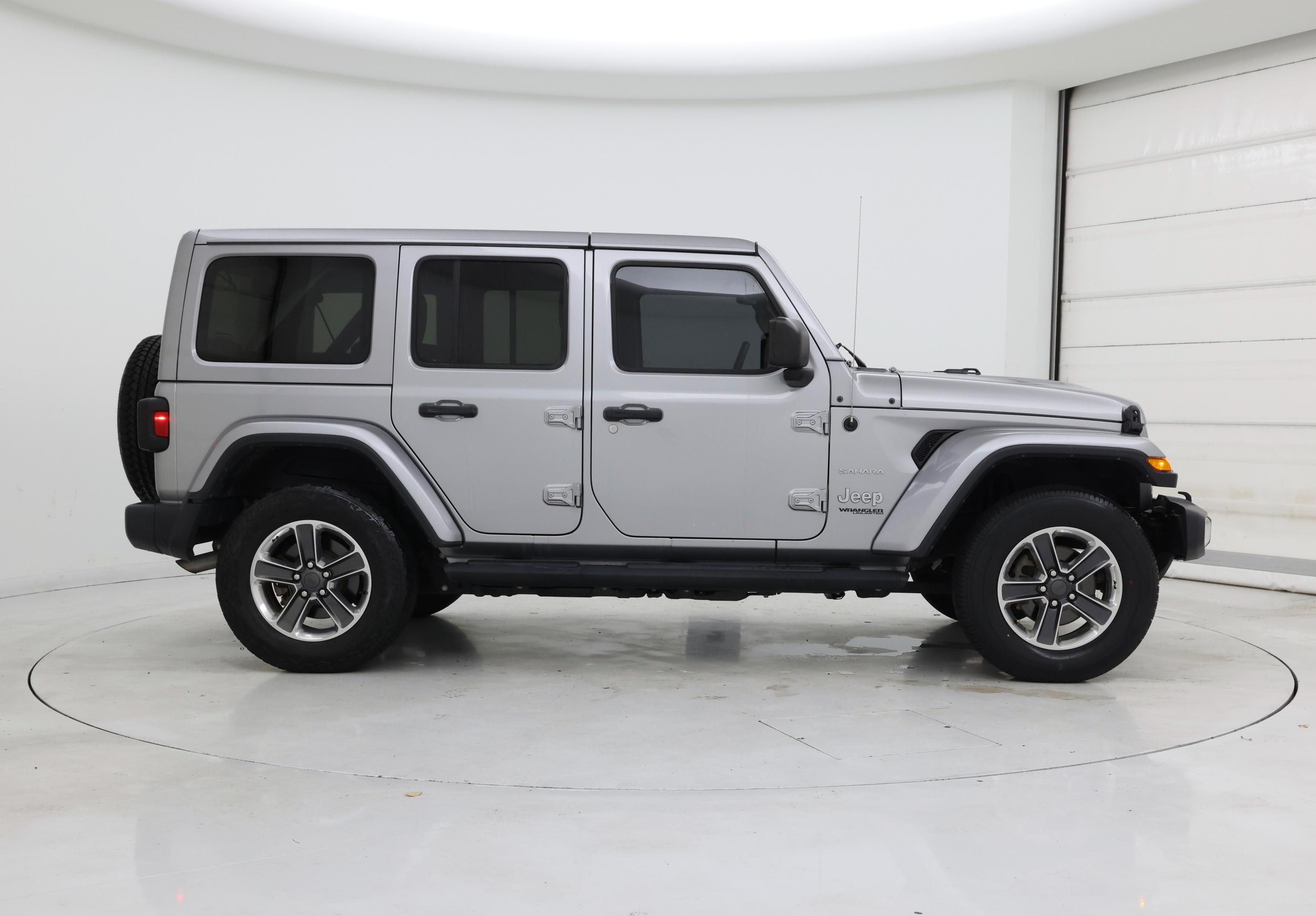 Thumbnail: 2019 Jeep Wrangler - 7