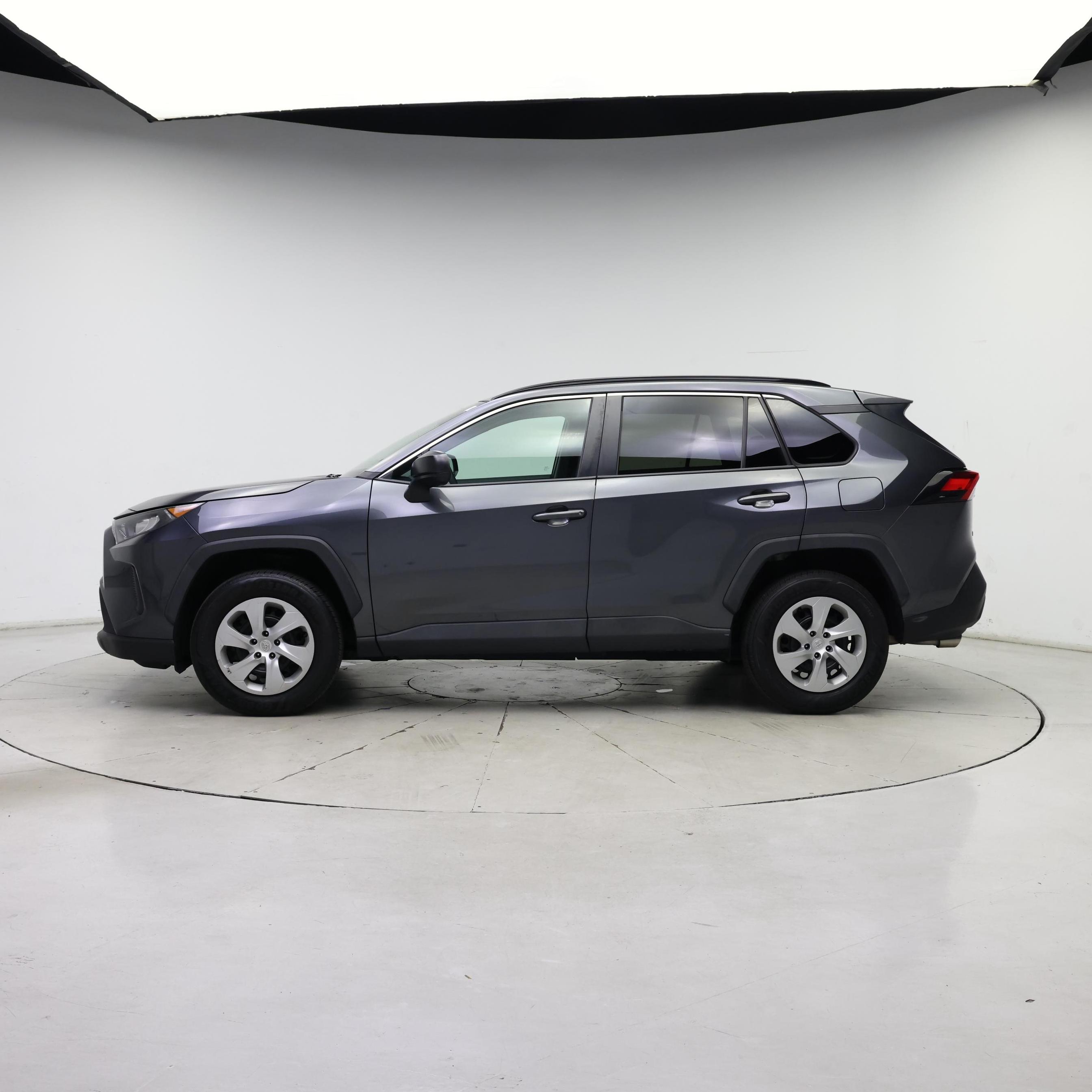 Thumbnail: 2020 Toyota RAV4 - 3