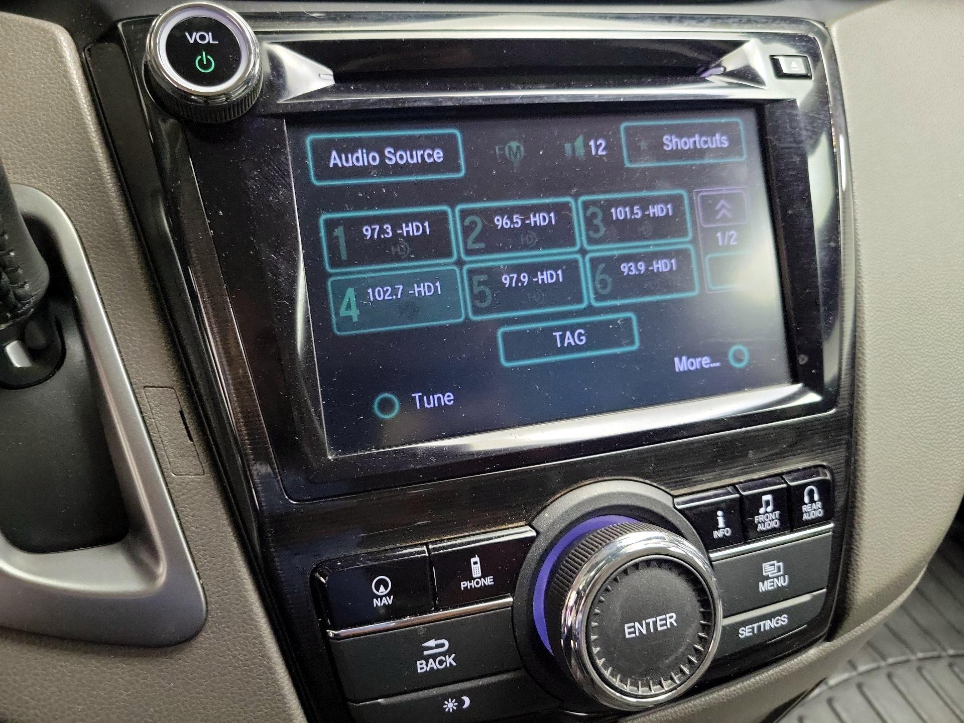 Thumbnail: 2016 Honda Odyssey - 16