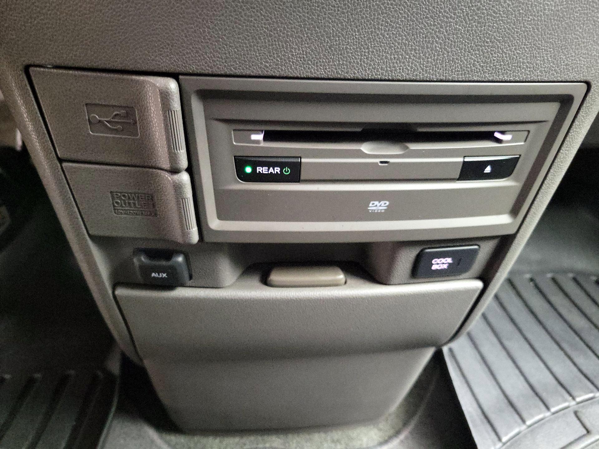 Thumbnail: 2016 Honda Odyssey - 19