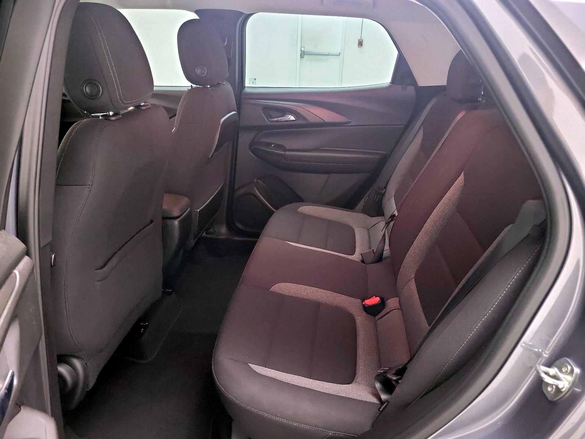 Thumbnail: 2021 Chevrolet TrailBlazer - 19