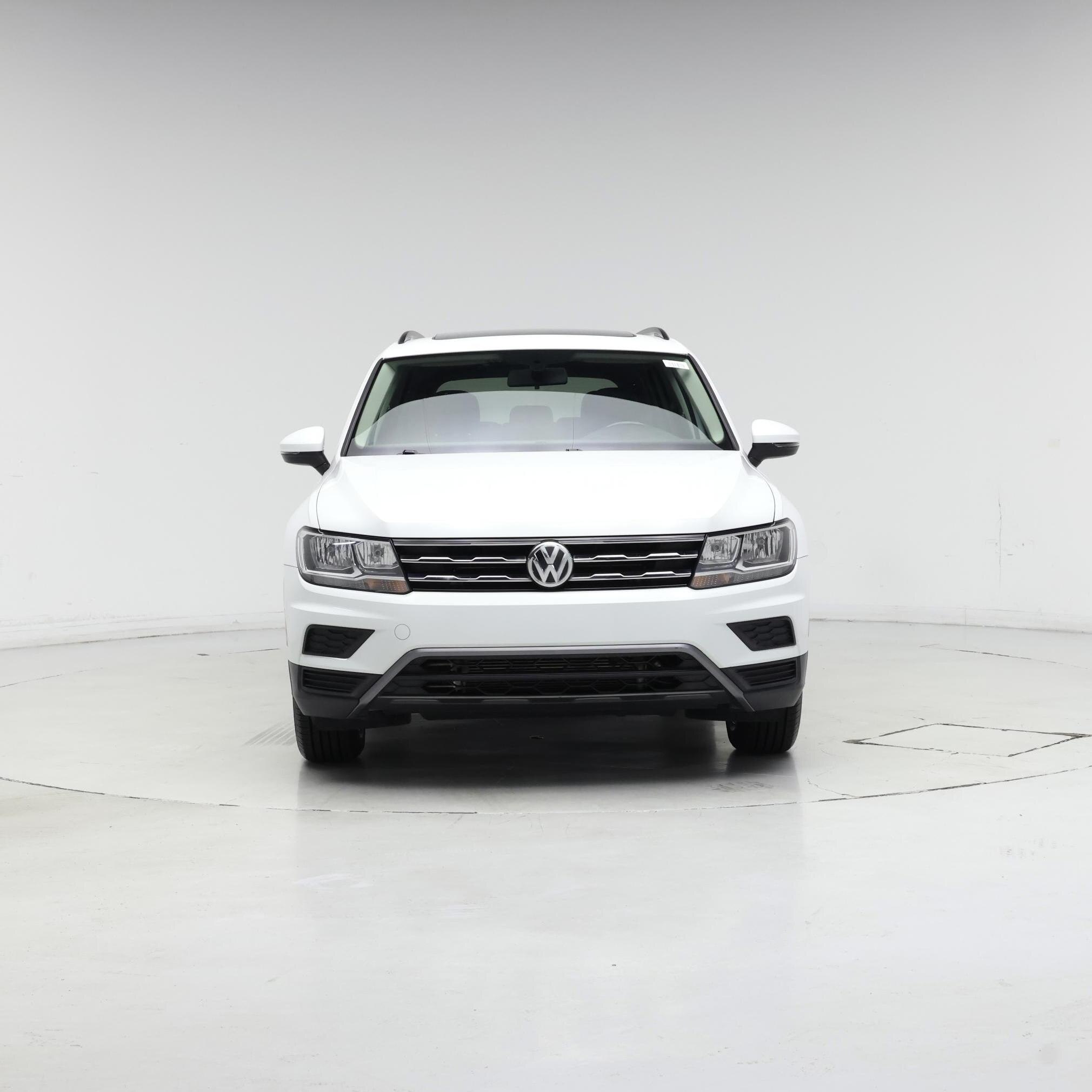 Thumbnail: 2018 Volkswagen Tiguan - 5
