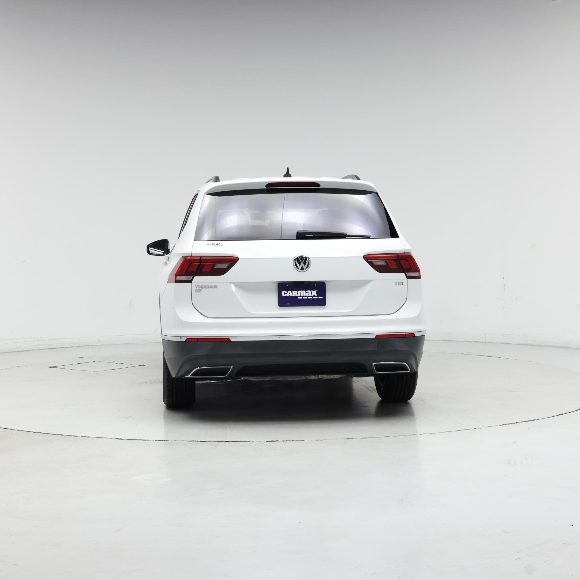 Thumbnail: 2018 Volkswagen Tiguan - 6