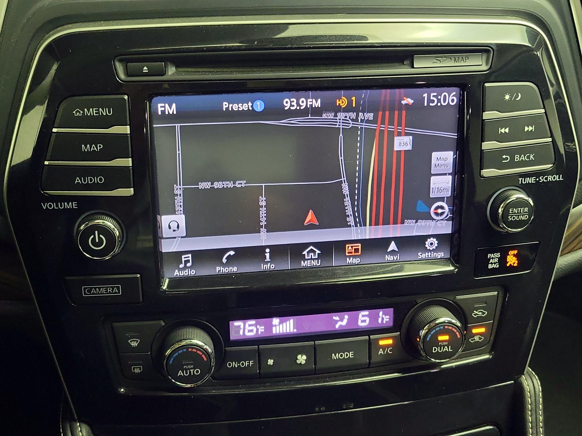 Thumbnail: 2016 Nissan Maxima - 14