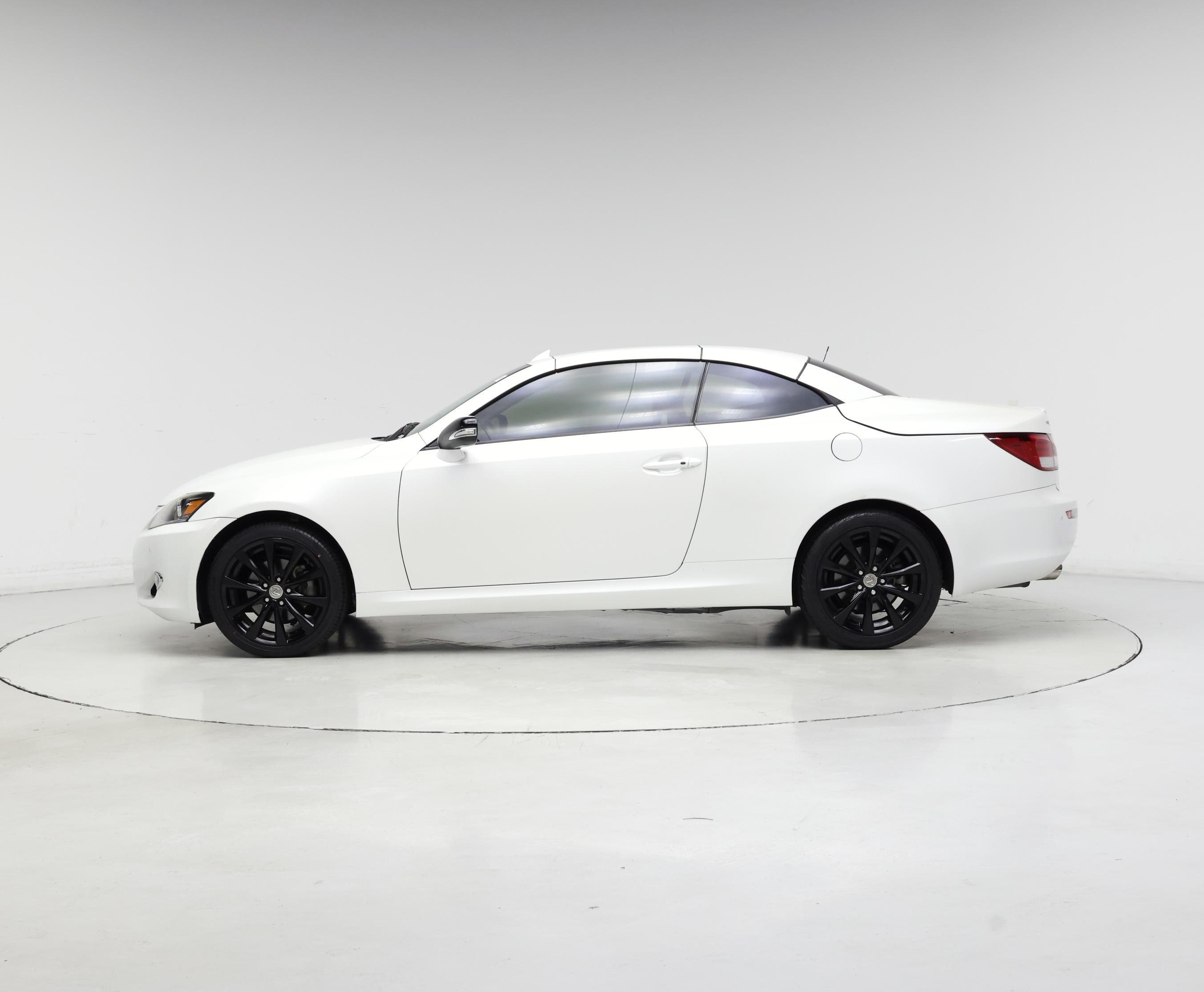 Thumbnail: 2015 Lexus IS - 3