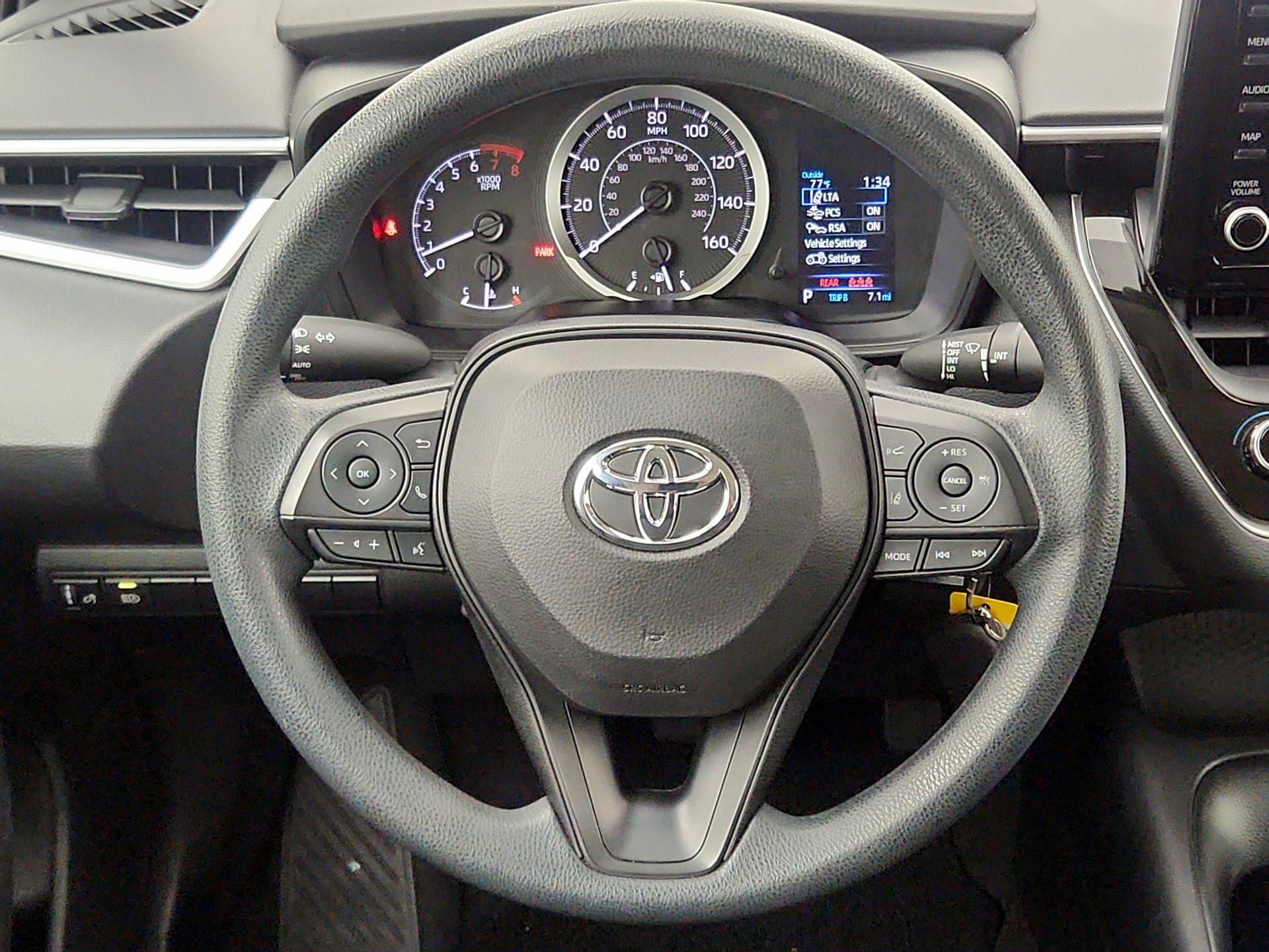 Thumbnail: 2022 Toyota Corolla - 10