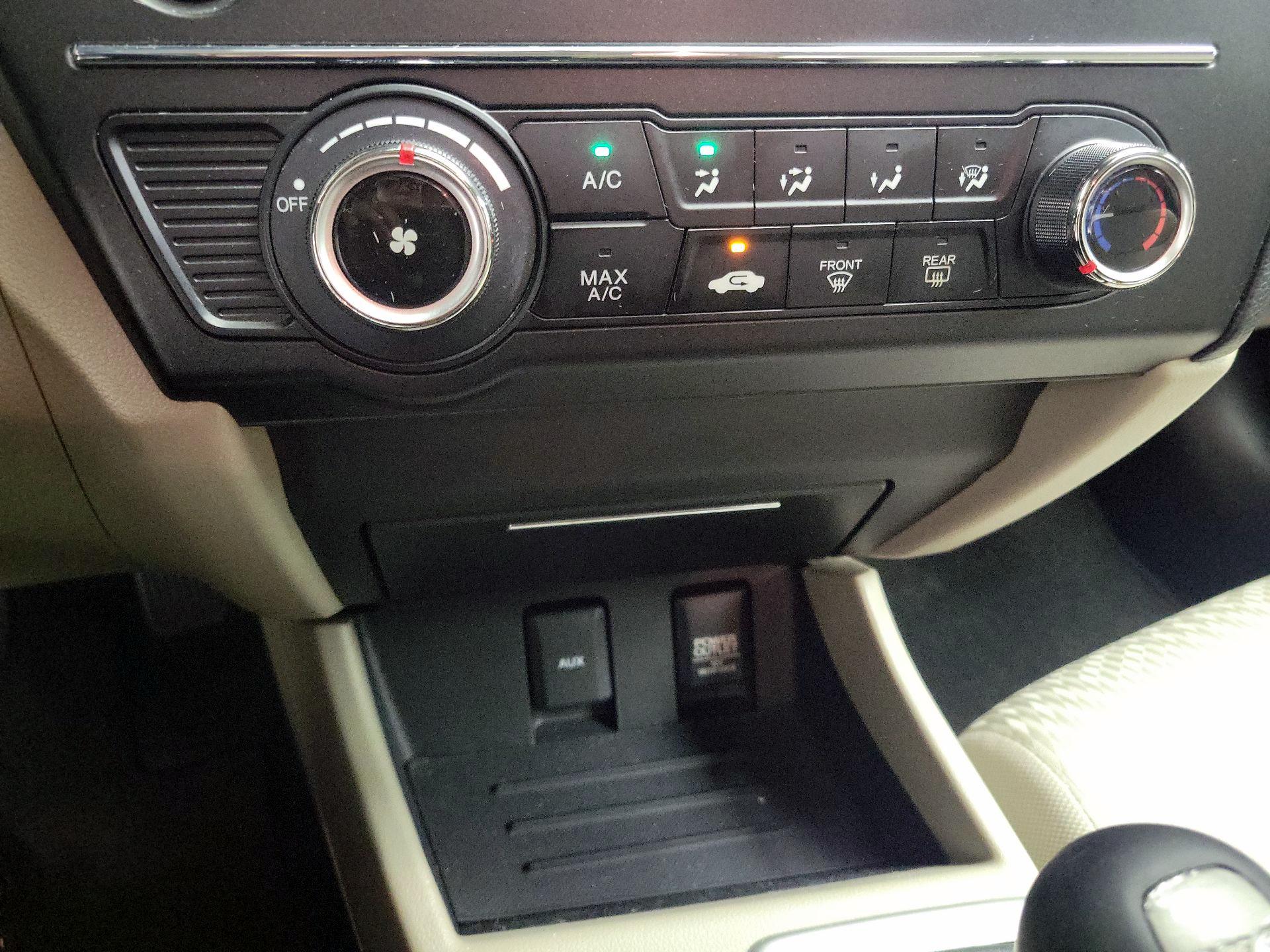 Thumbnail: 2015 Honda Civic - 16