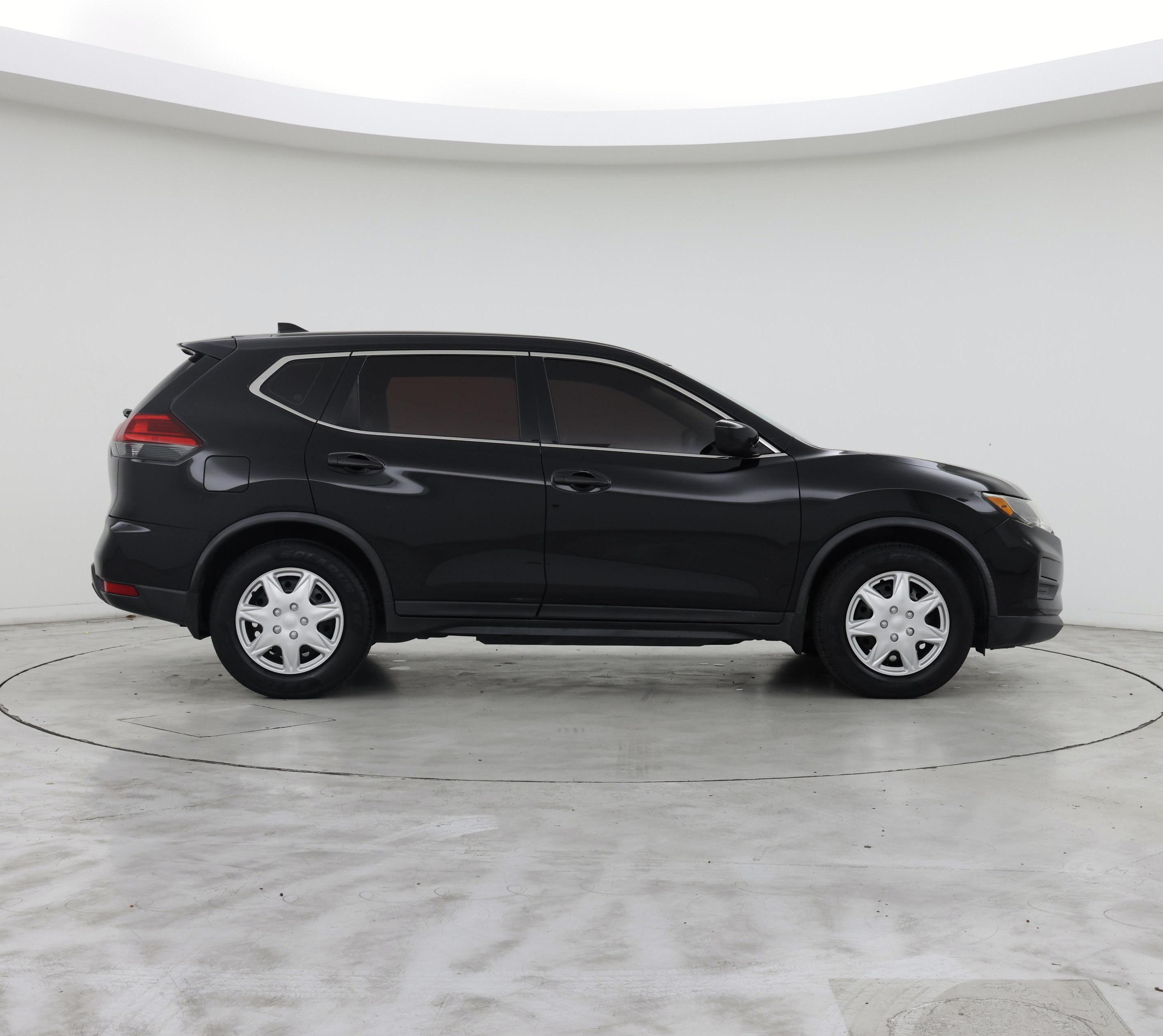 Thumbnail: 2017 Nissan Rogue - 7