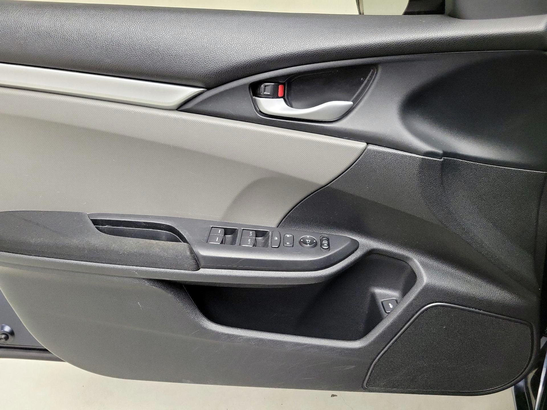 Thumbnail: 2020 Honda Civic - 12