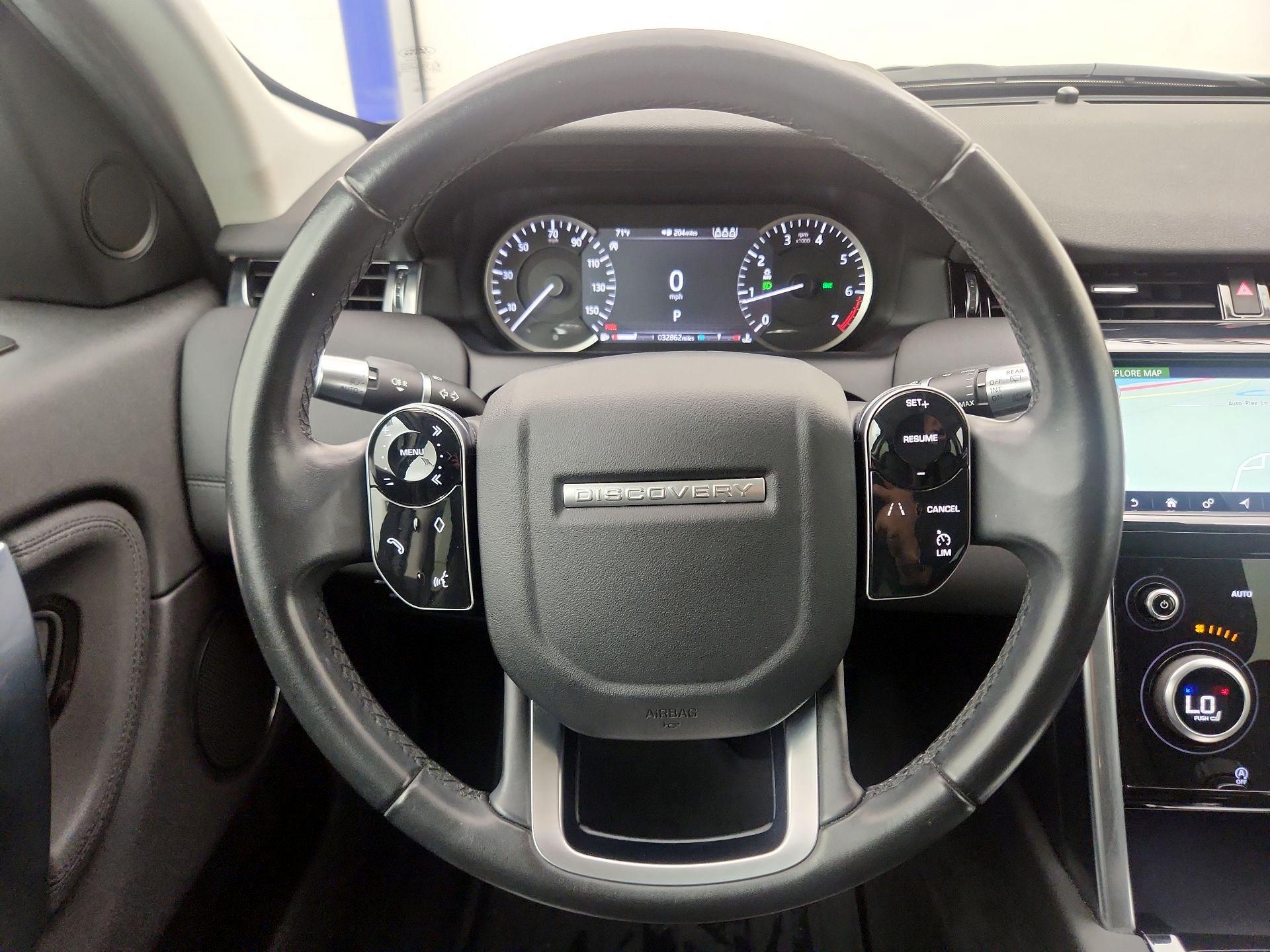 Thumbnail: 2020 Land Rover Discovery Sport - 10