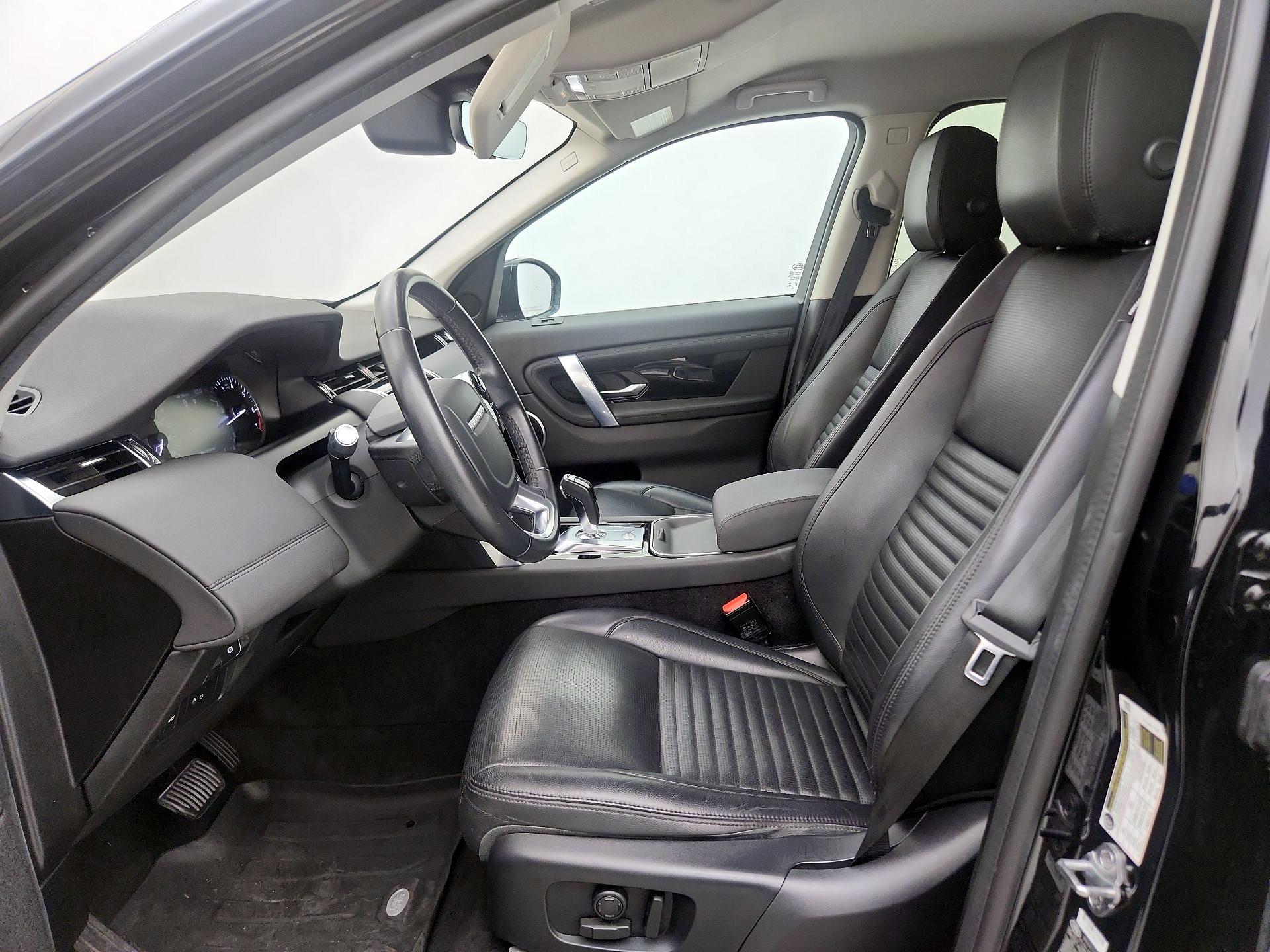 Thumbnail: 2020 Land Rover Discovery Sport - 11